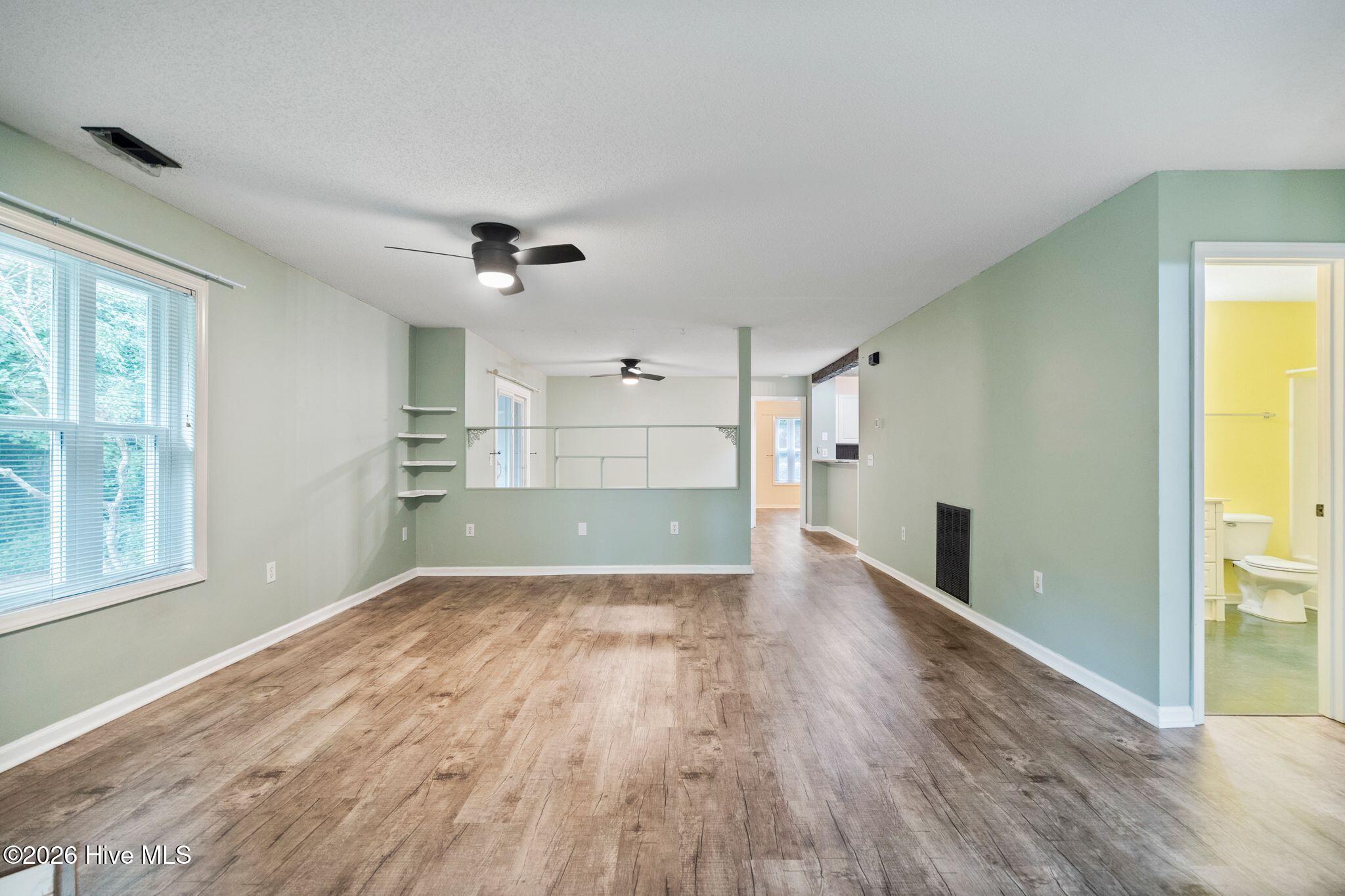 4108 Breezewood Drive Apt 101 Property Photo 13