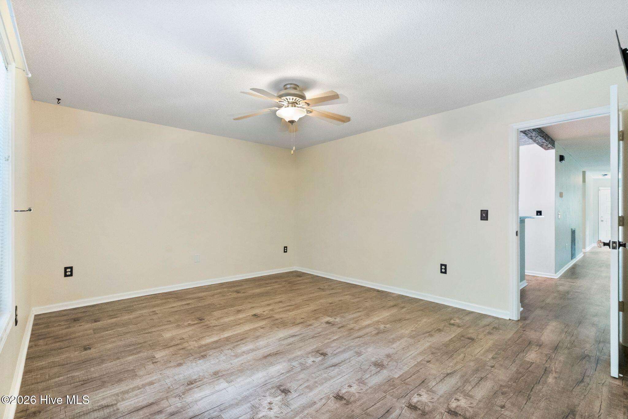 4108 Breezewood Drive Apt 101 Property Photo 20