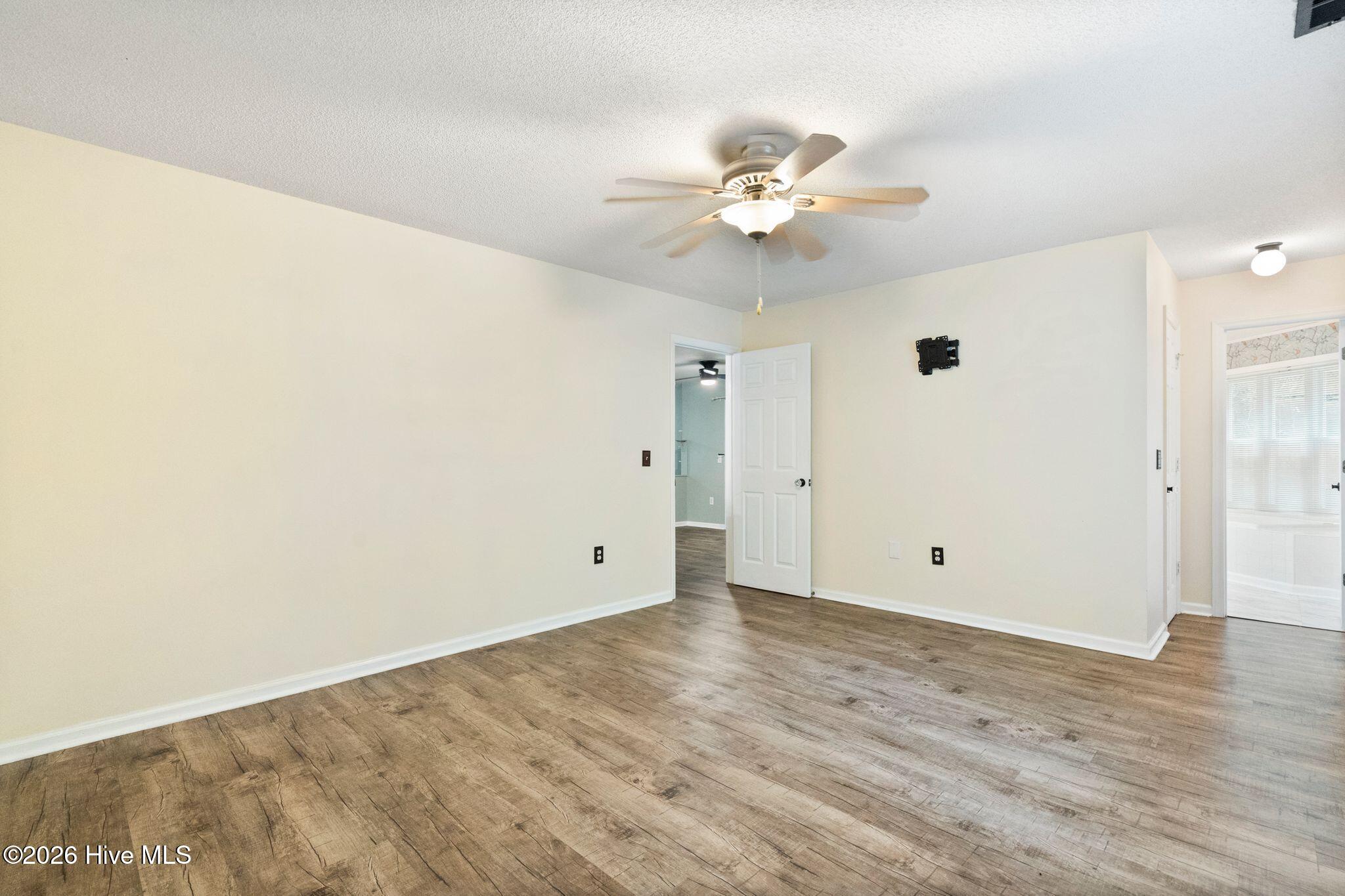 4108 Breezewood Drive Apt 101 Property Photo 21