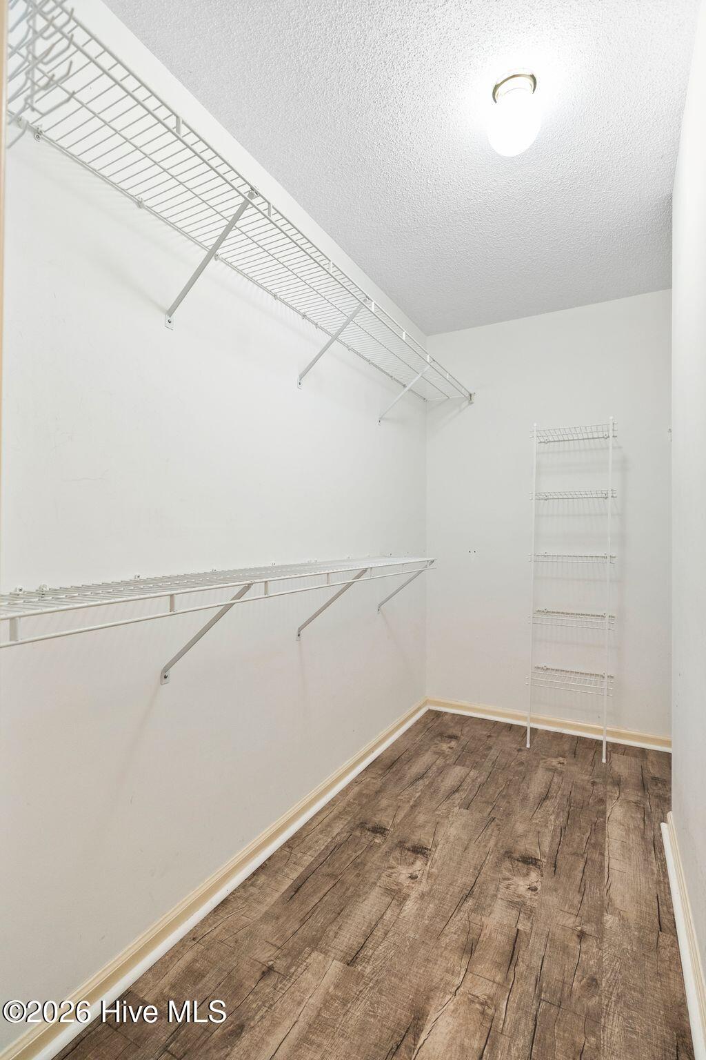4108 Breezewood Drive Apt 101 Property Photo 29