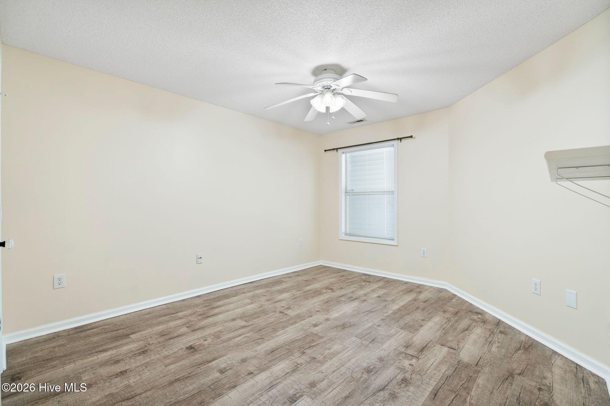 4108 Breezewood Drive Apt 101 Property Photo 31