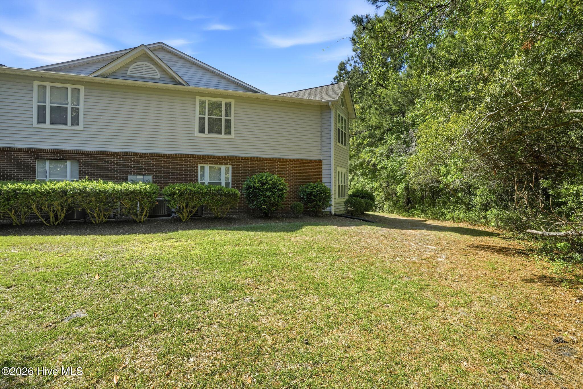 4108 Breezewood Drive Apt 101 Property Photo 44