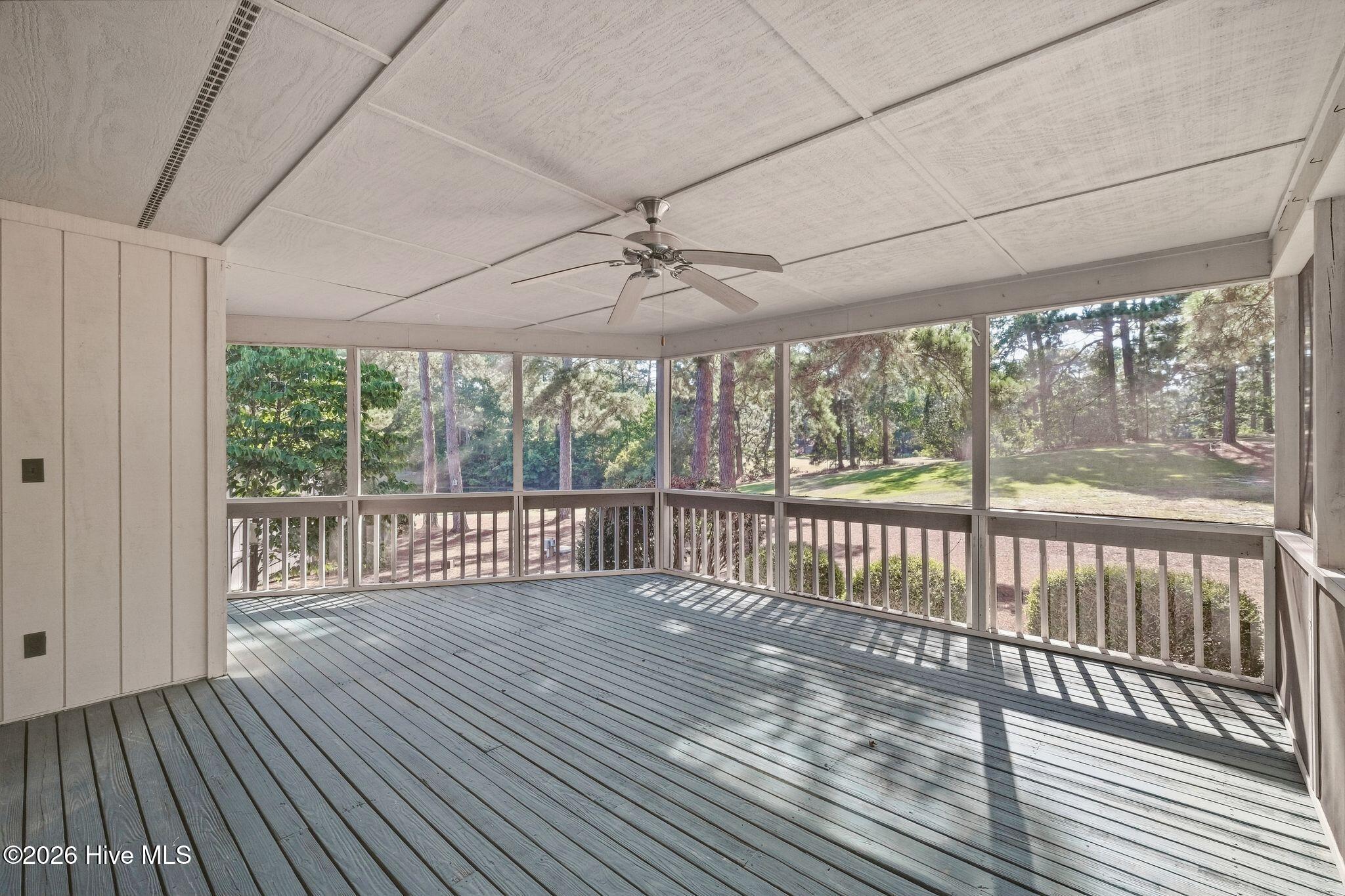 36 Martin Drive Unit E Property Photo 20