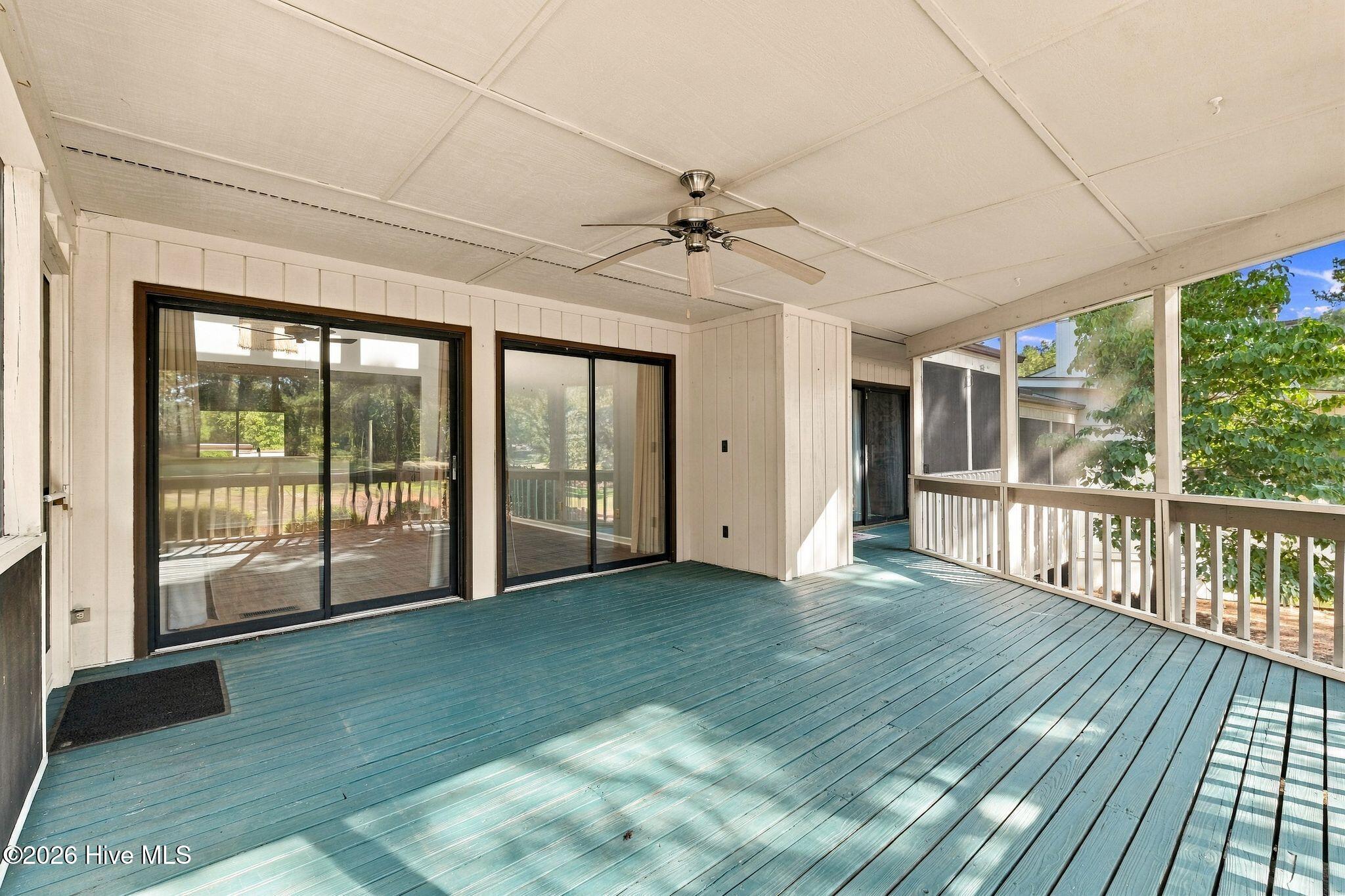 36 Martin Drive Unit E Property Photo 21