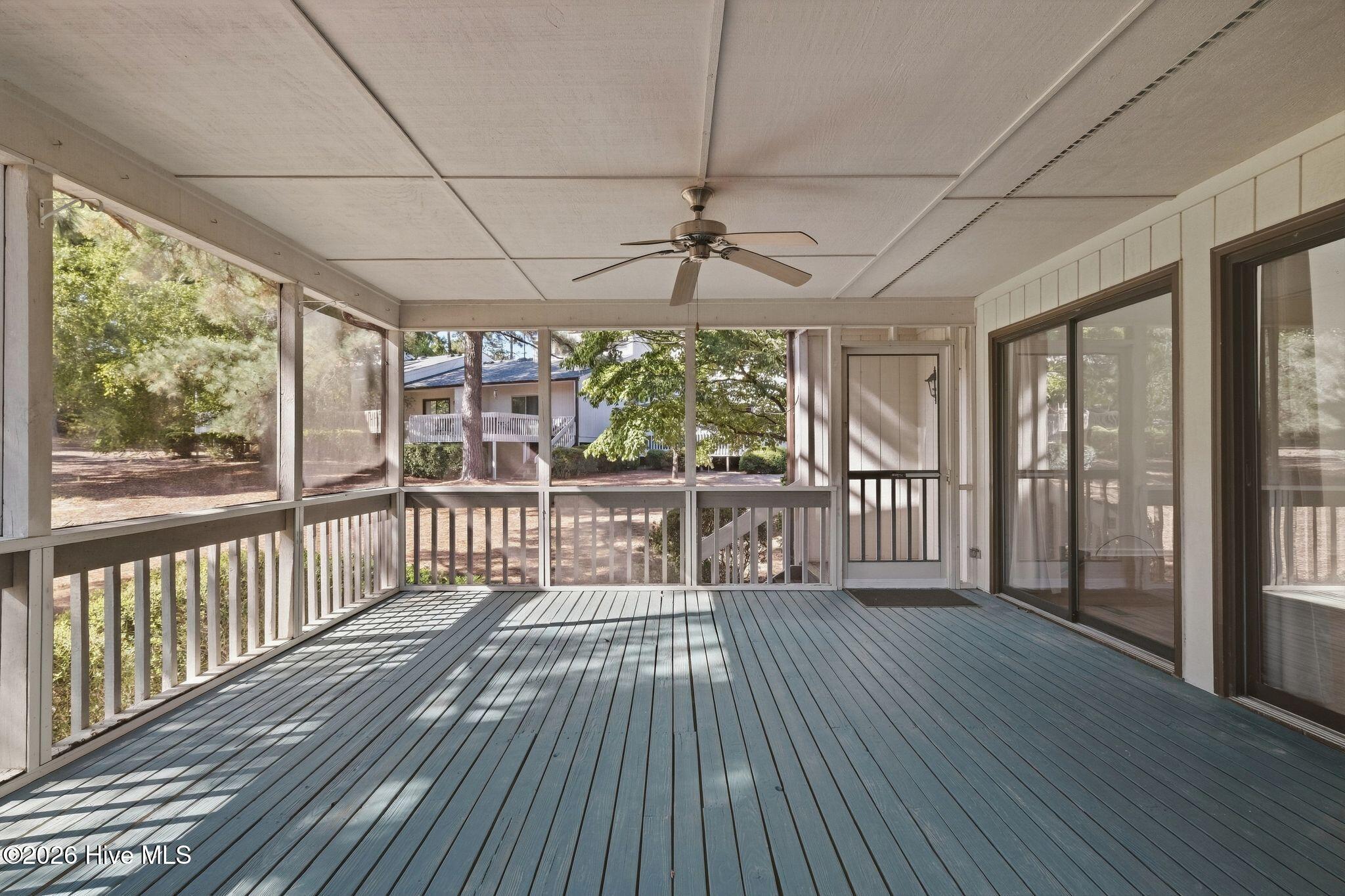 36 Martin Drive Unit E Property Photo 23