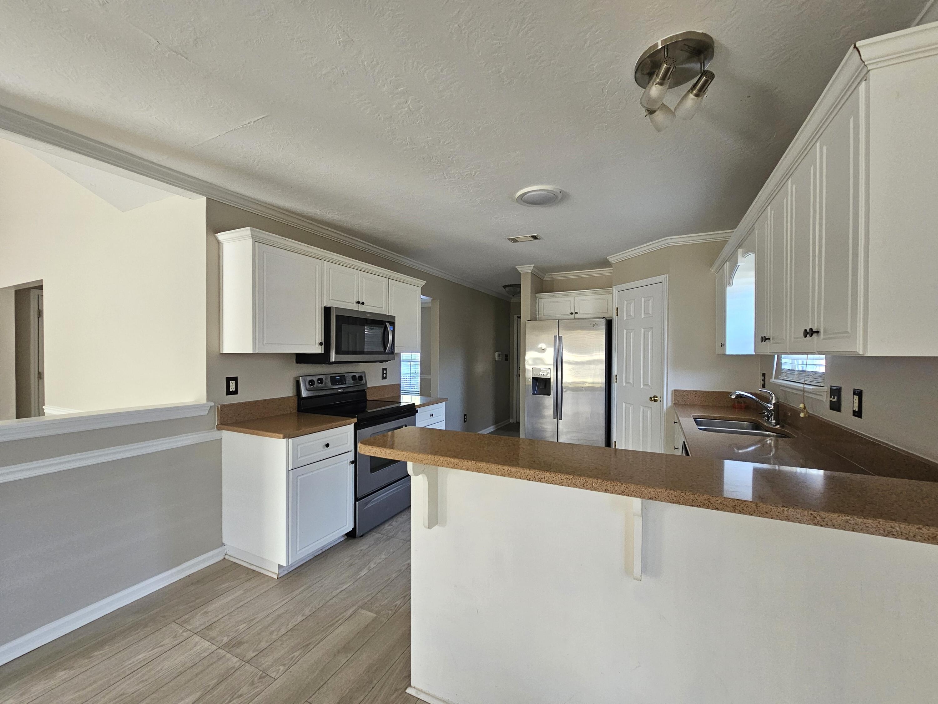 7629 Senators Ridge Drive Property Photo 8