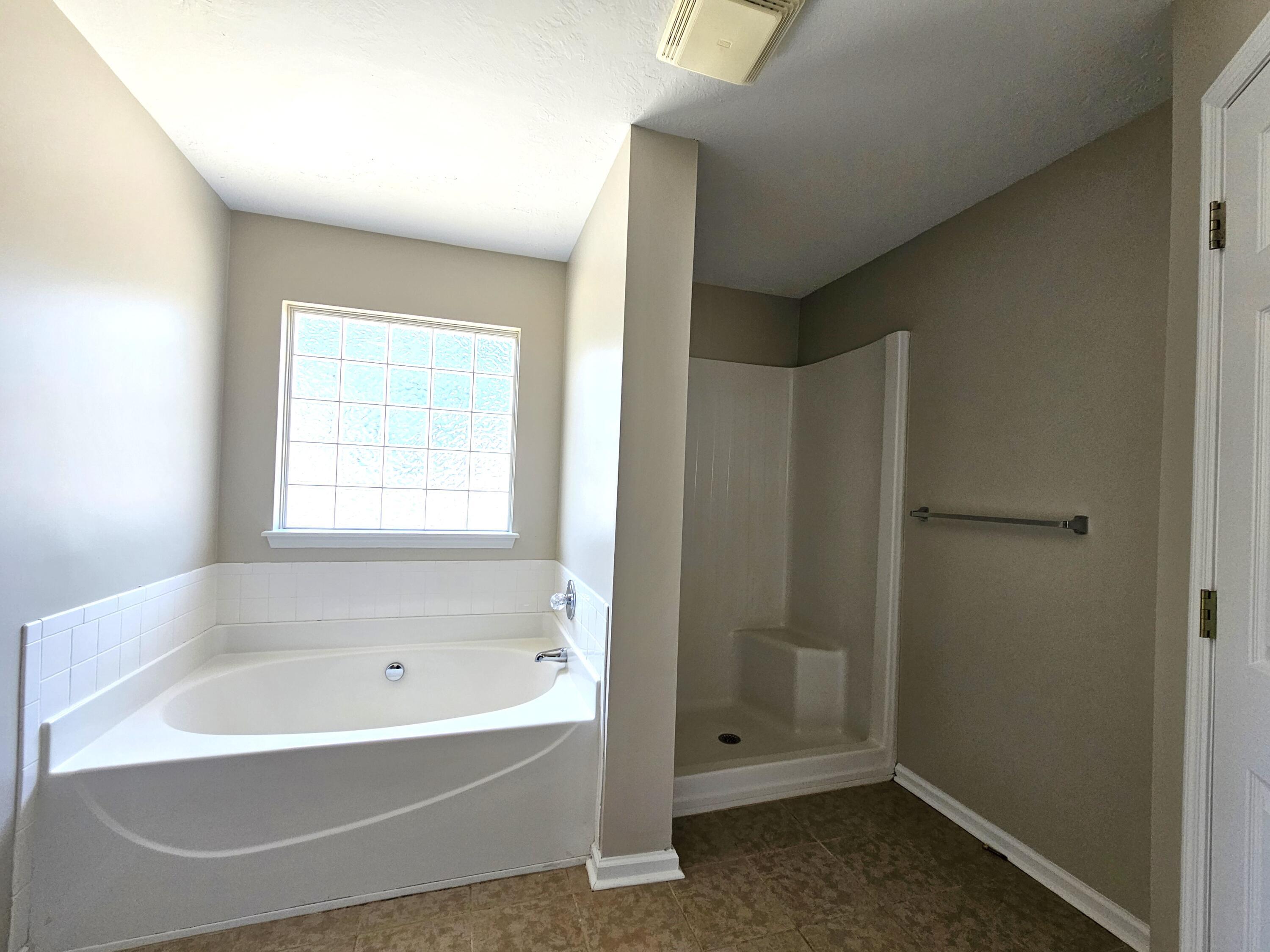 7629 Senators Ridge Drive Property Photo 21