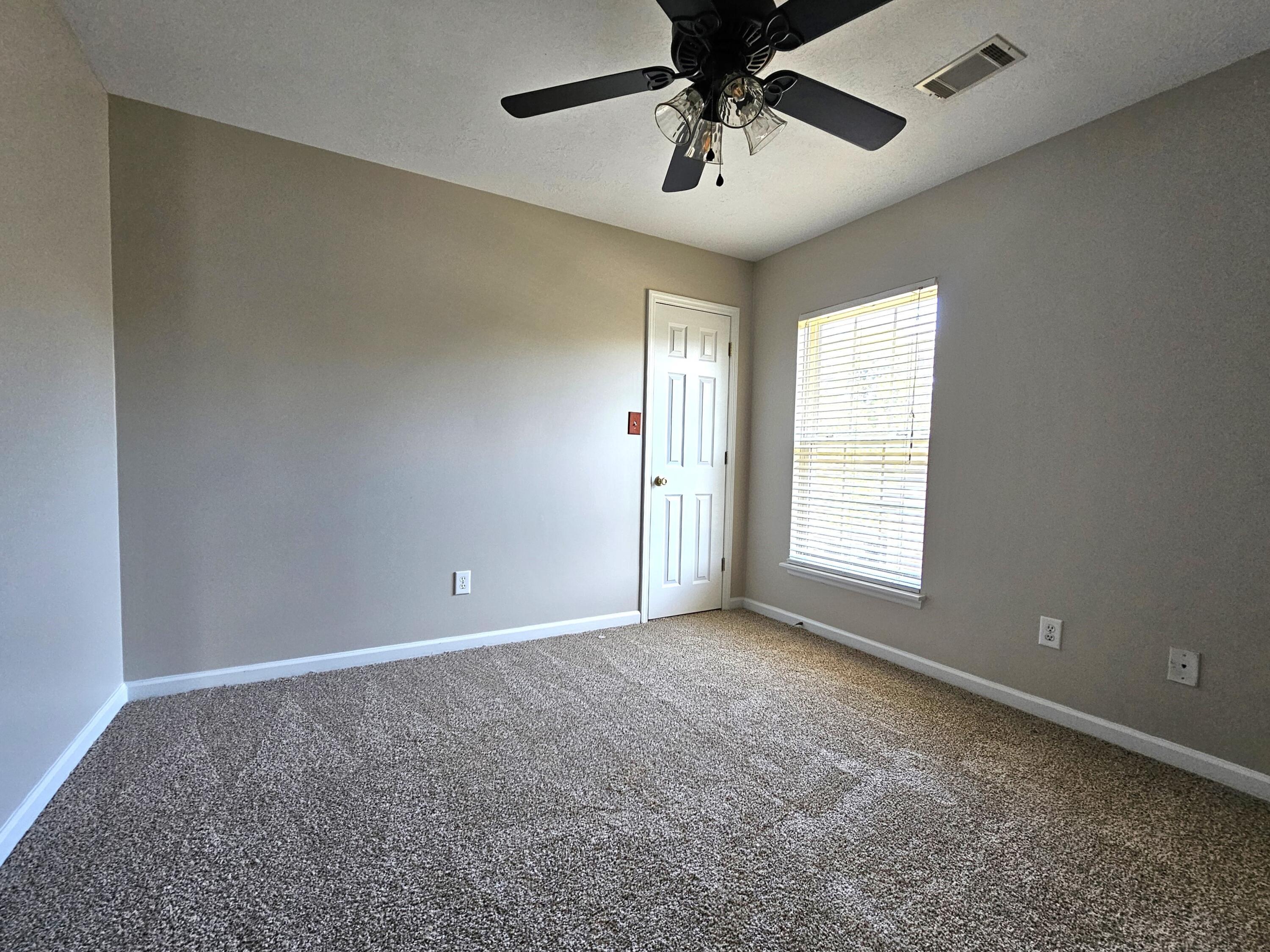 7629 Senators Ridge Drive Property Photo 24