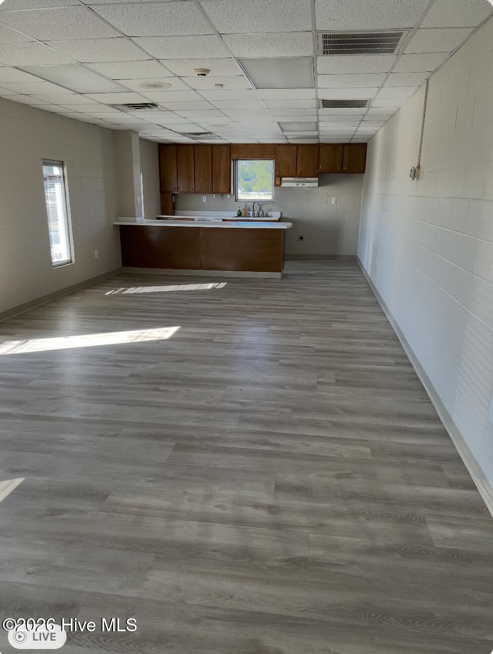 89 Industry Park Property Photo 4