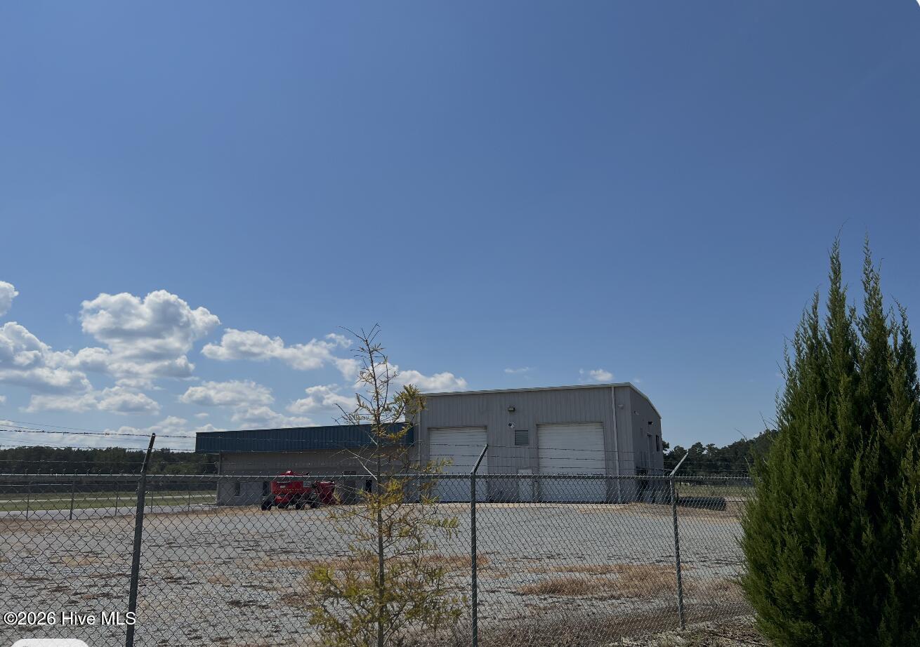 89 Industry Park Property Photo 22