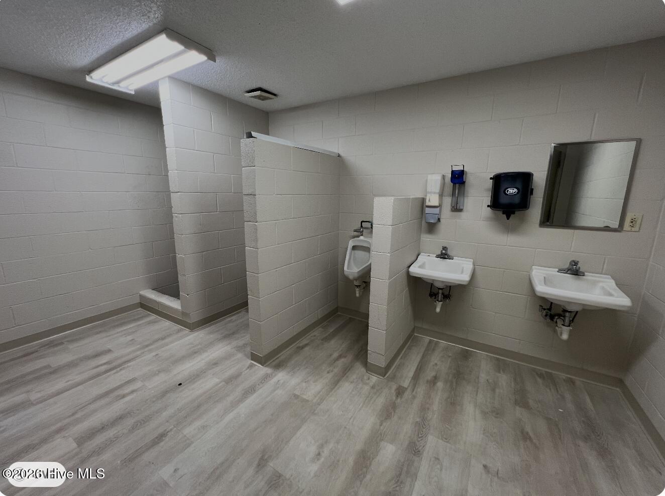 89 Industry Park Property Photo 33