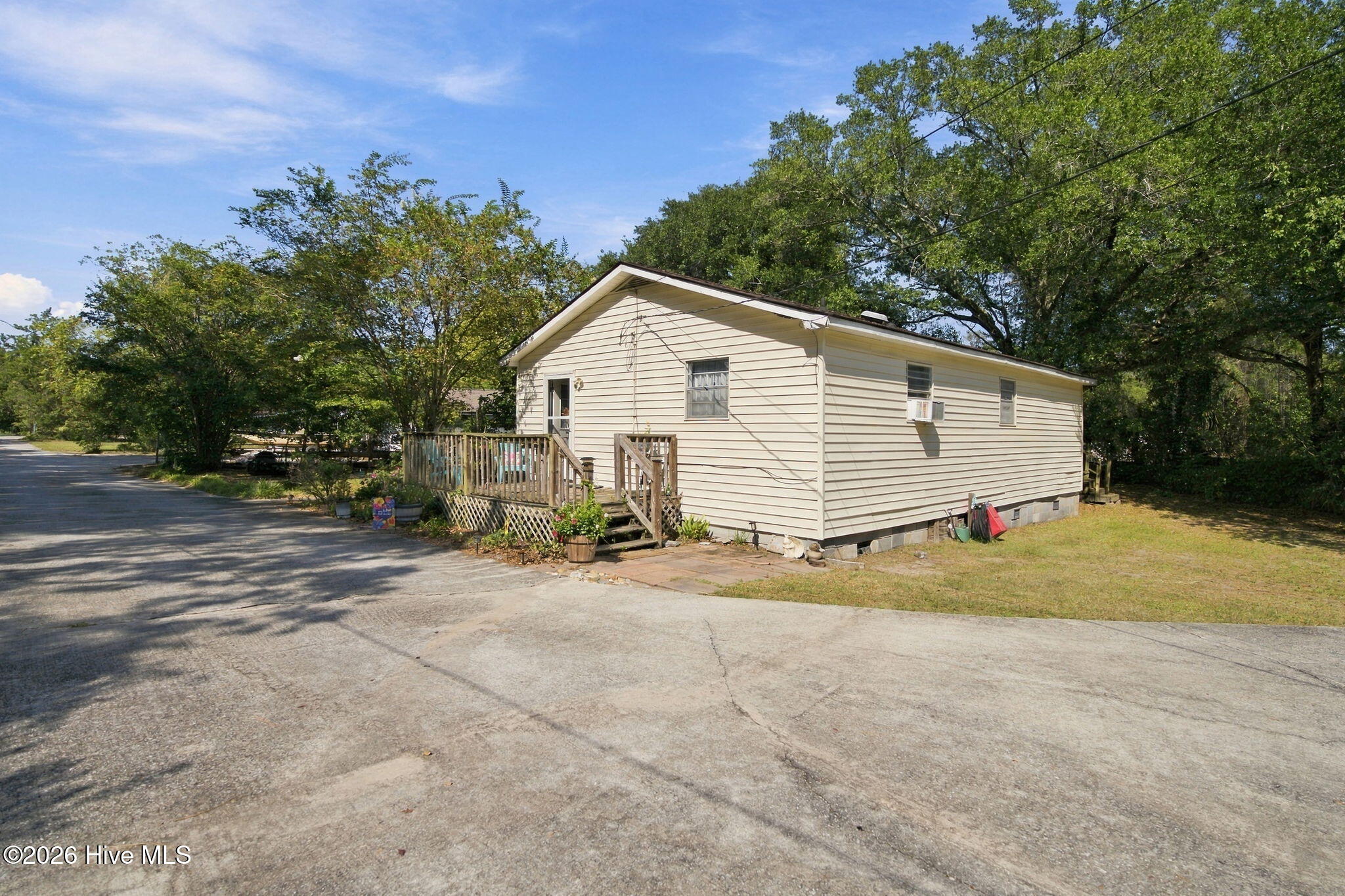154 Bryan Road Property Photo 5