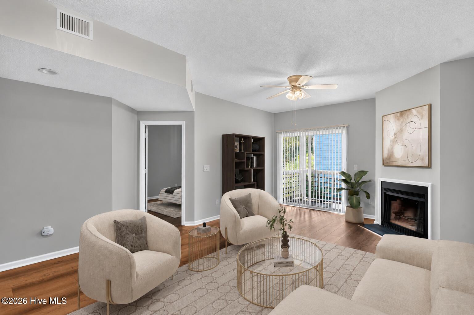 4240 Wilshire Boulevard 202e Property Photo 2