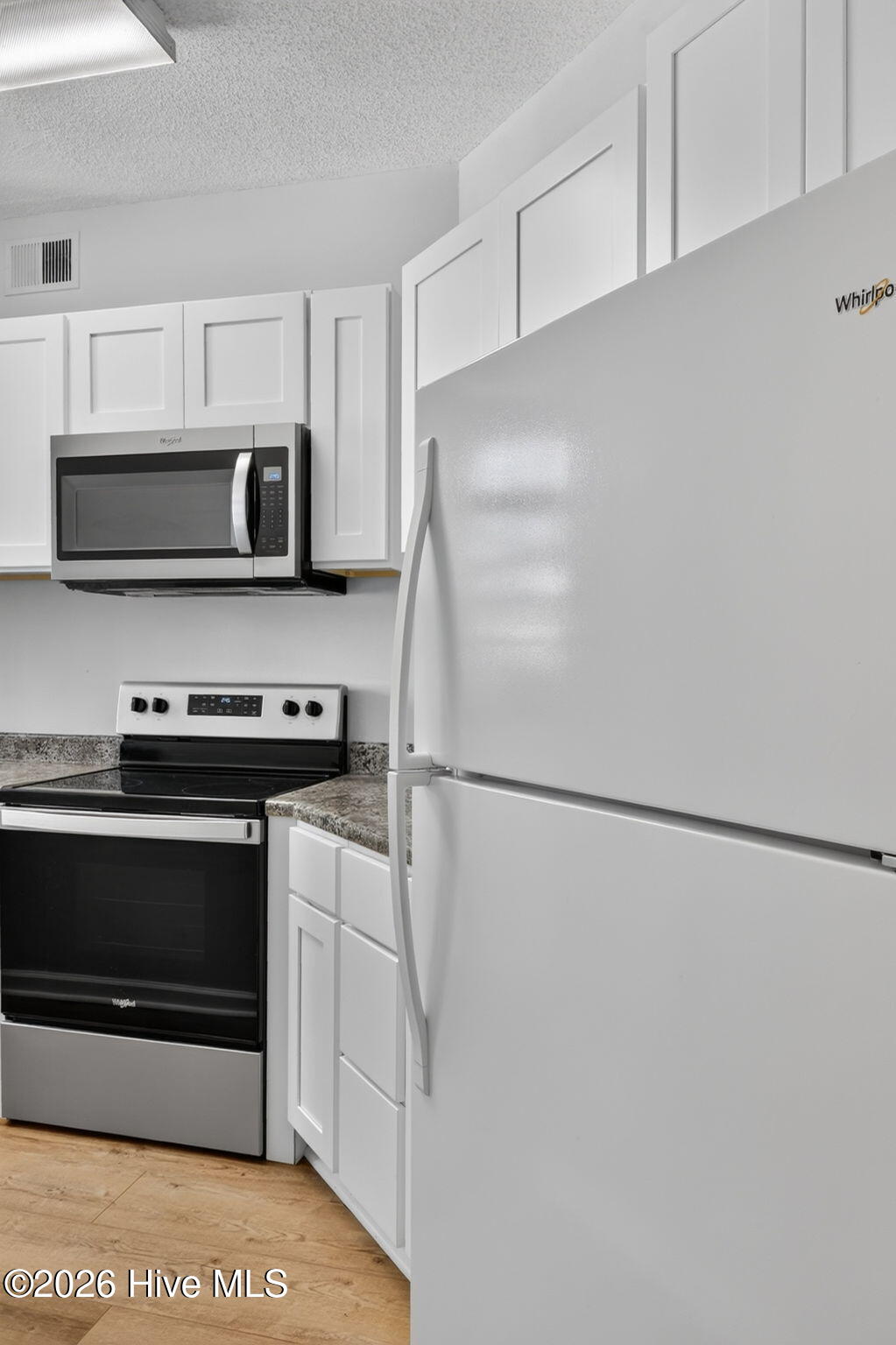 4240 Wilshire Boulevard 202e Property Photo 6