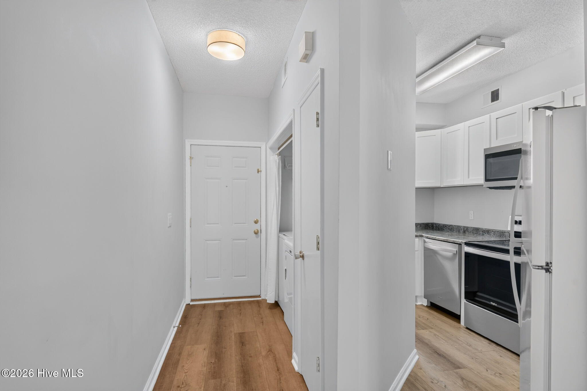 4240 Wilshire Boulevard 202e Property Photo 8