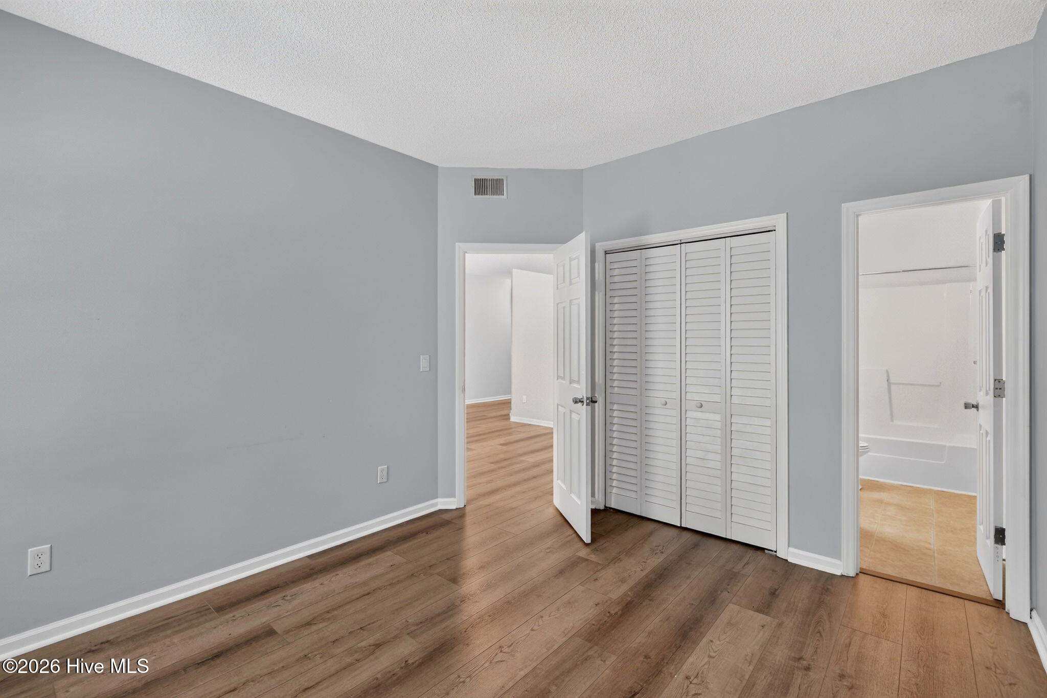 4240 Wilshire Boulevard 202e Property Photo 10