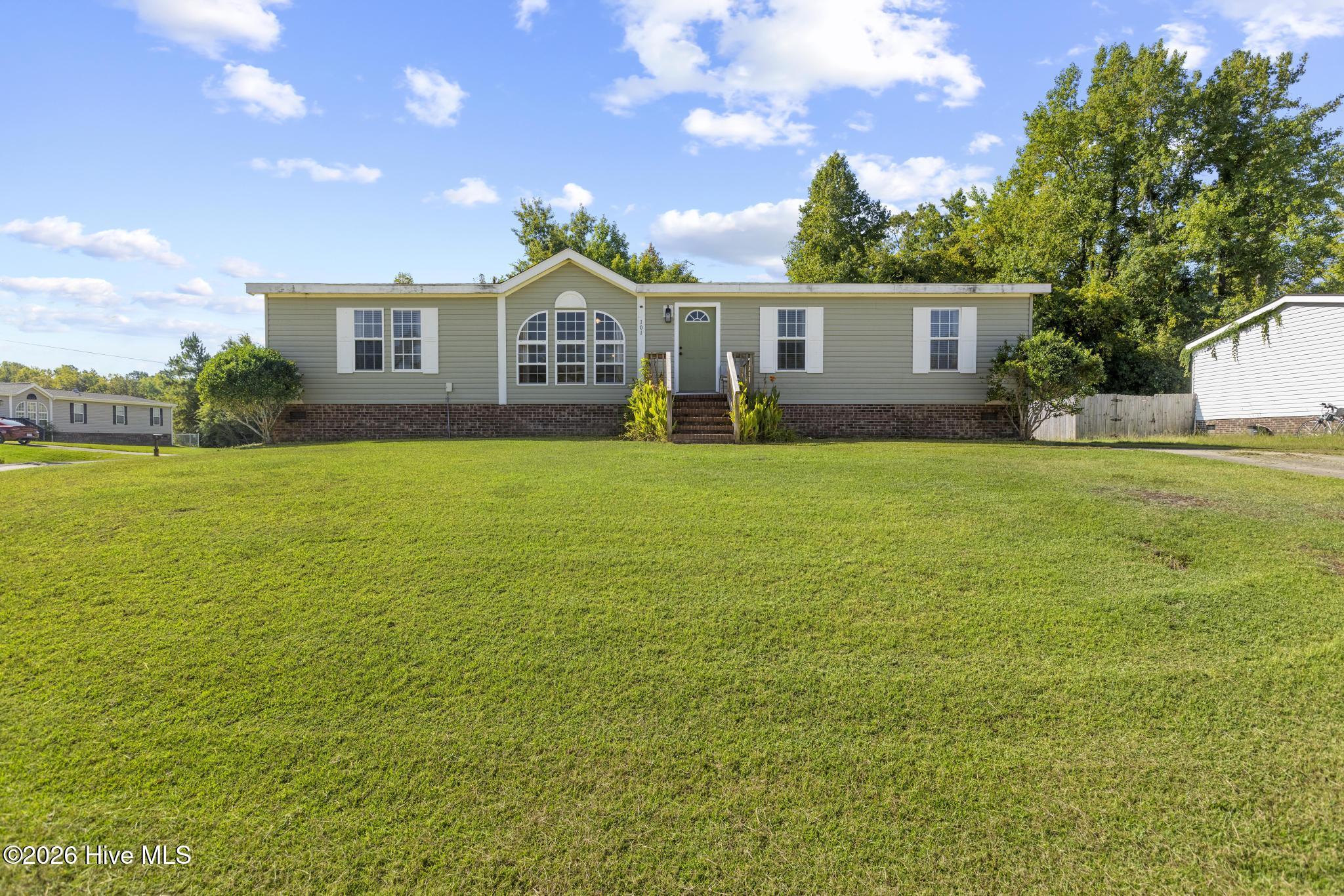 101 Cutlass Street Property Photo 1
