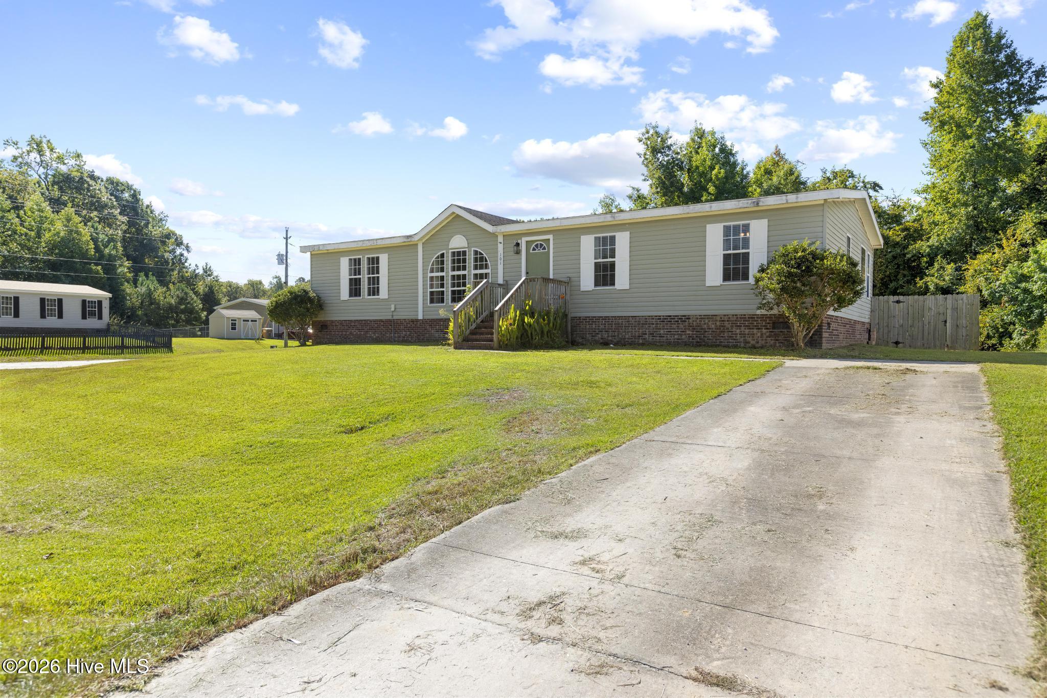 101 Cutlass Street Property Photo 2
