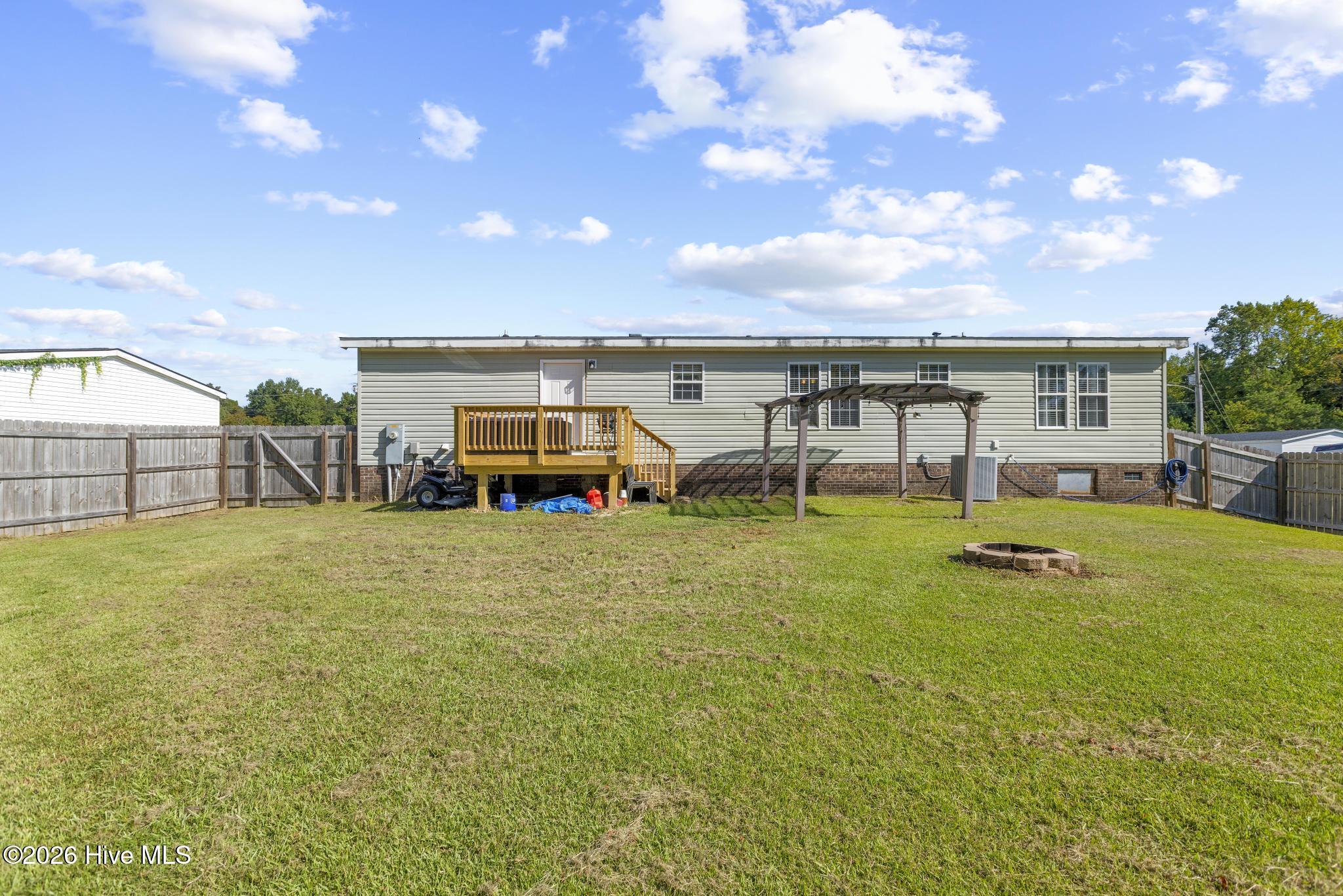 101 Cutlass Street Property Photo 30