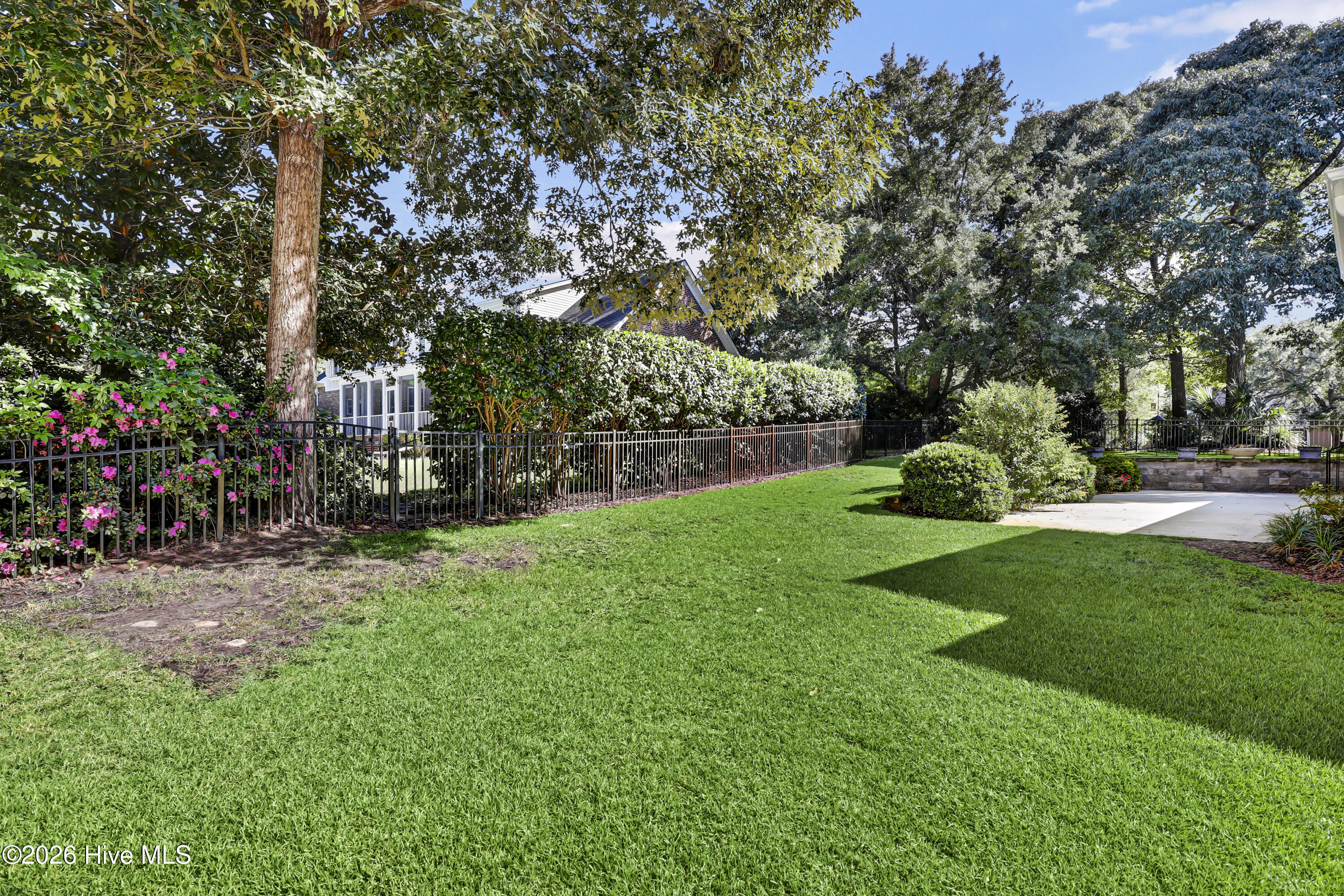 302 Pecan Court Property Photo 7