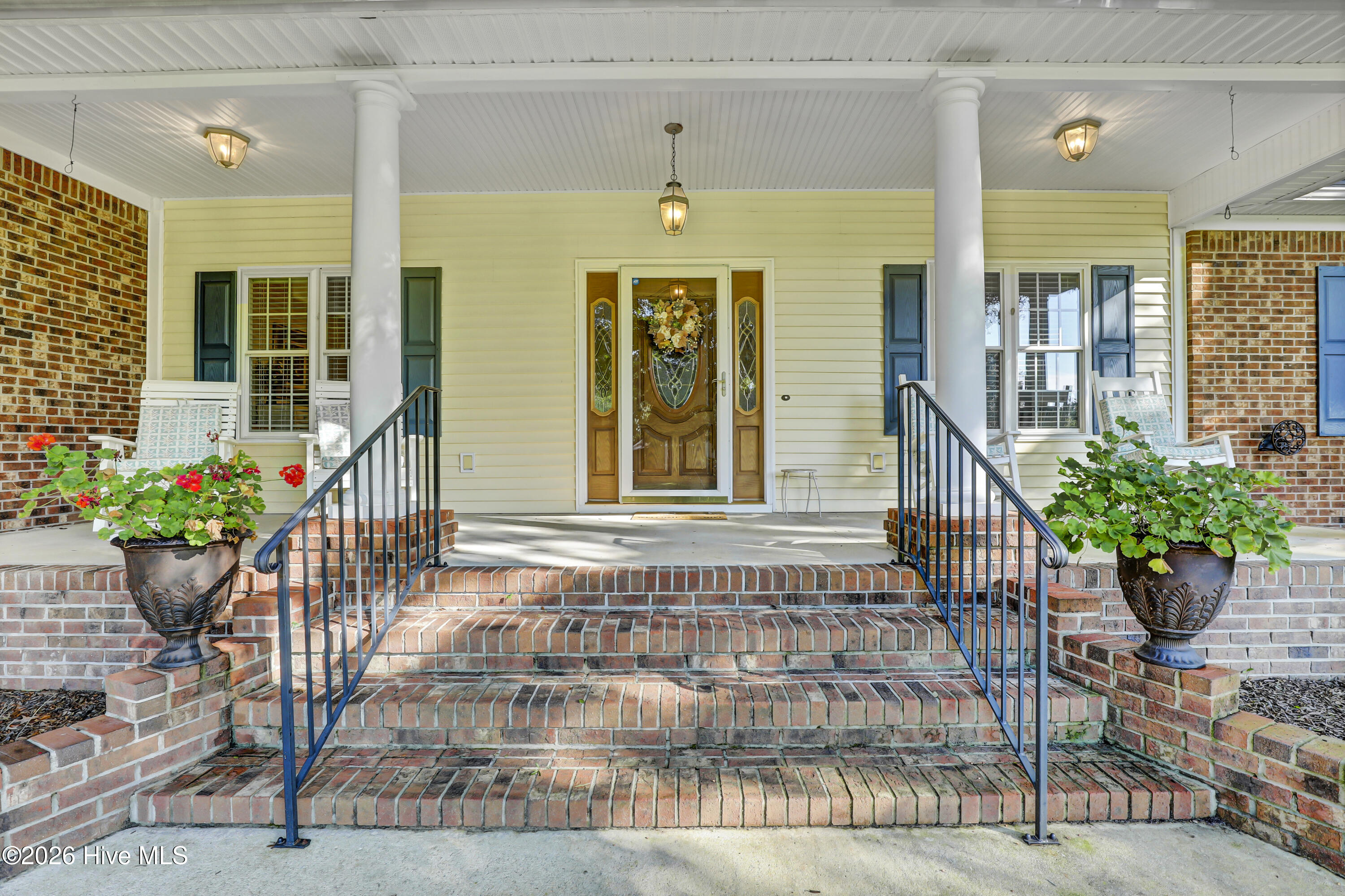302 Pecan Court Property Photo 10