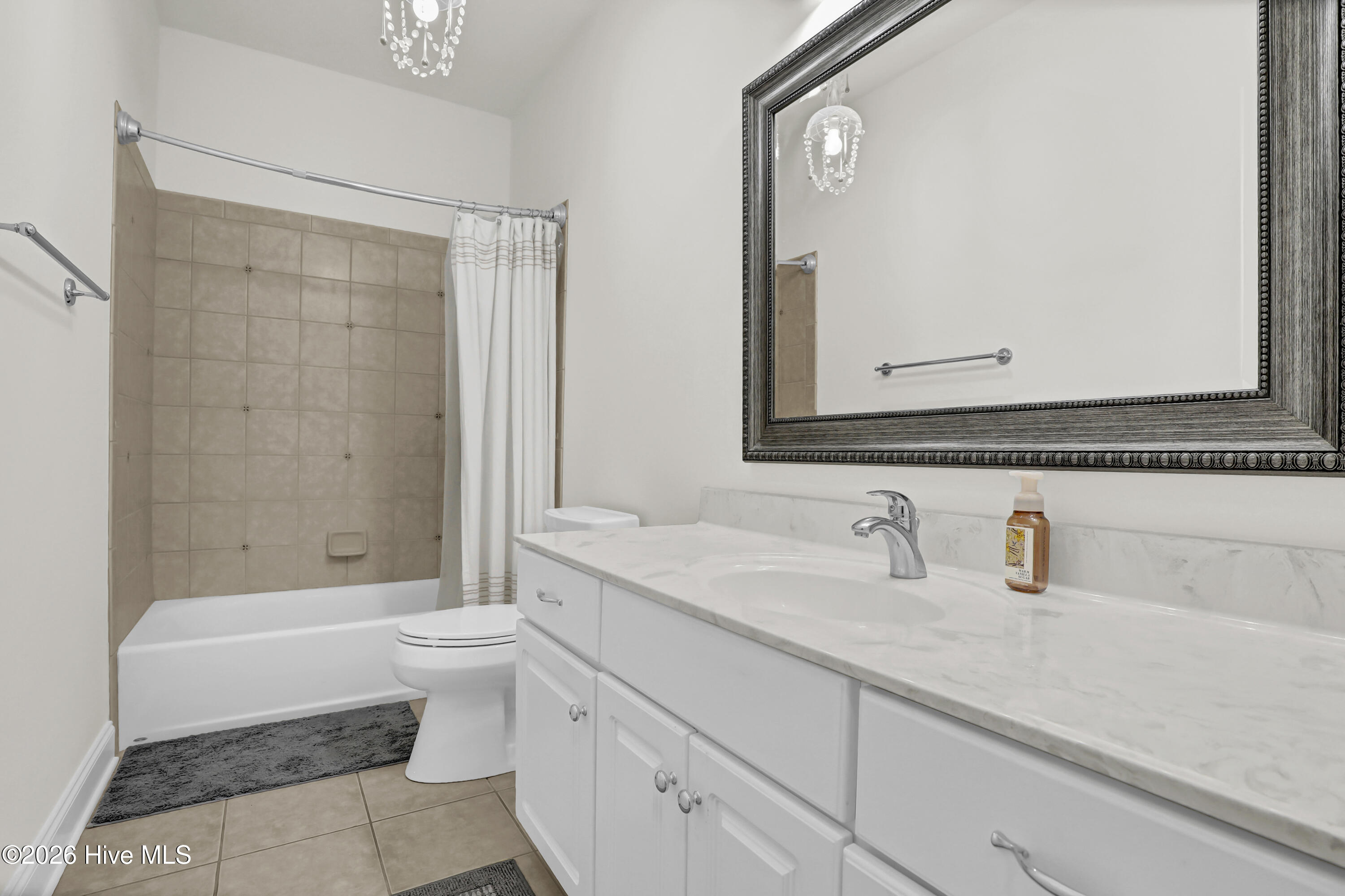 302 Pecan Court Property Photo 38