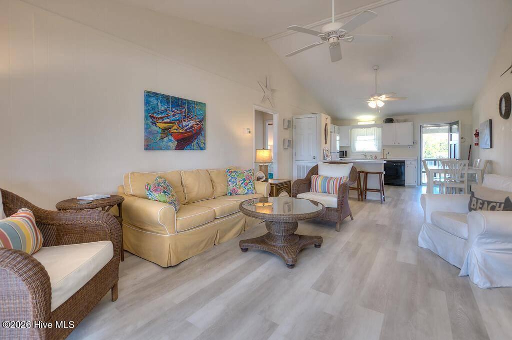 922 E Beach Drive Property Photo 10