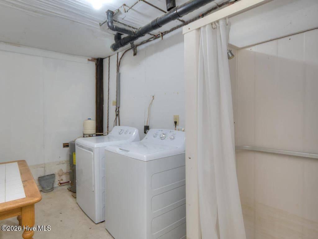 922 E Beach Drive Property Photo 29