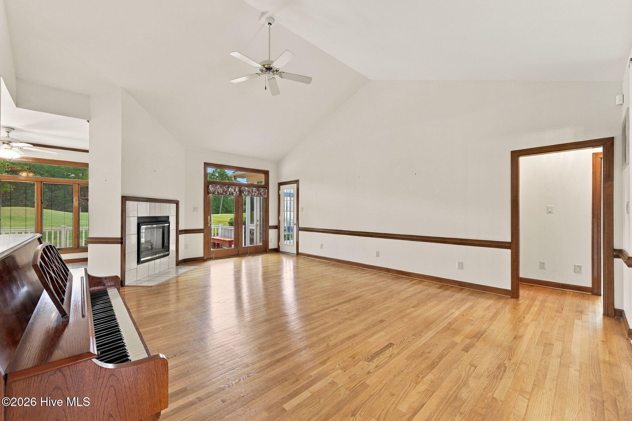 1235 Pine Valley Drive Property Photo 10