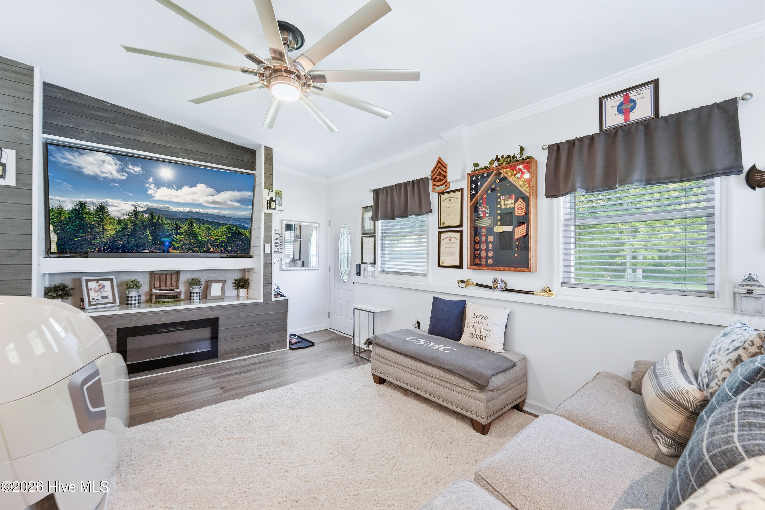109 Spring Leaf Lane Property Photo 8