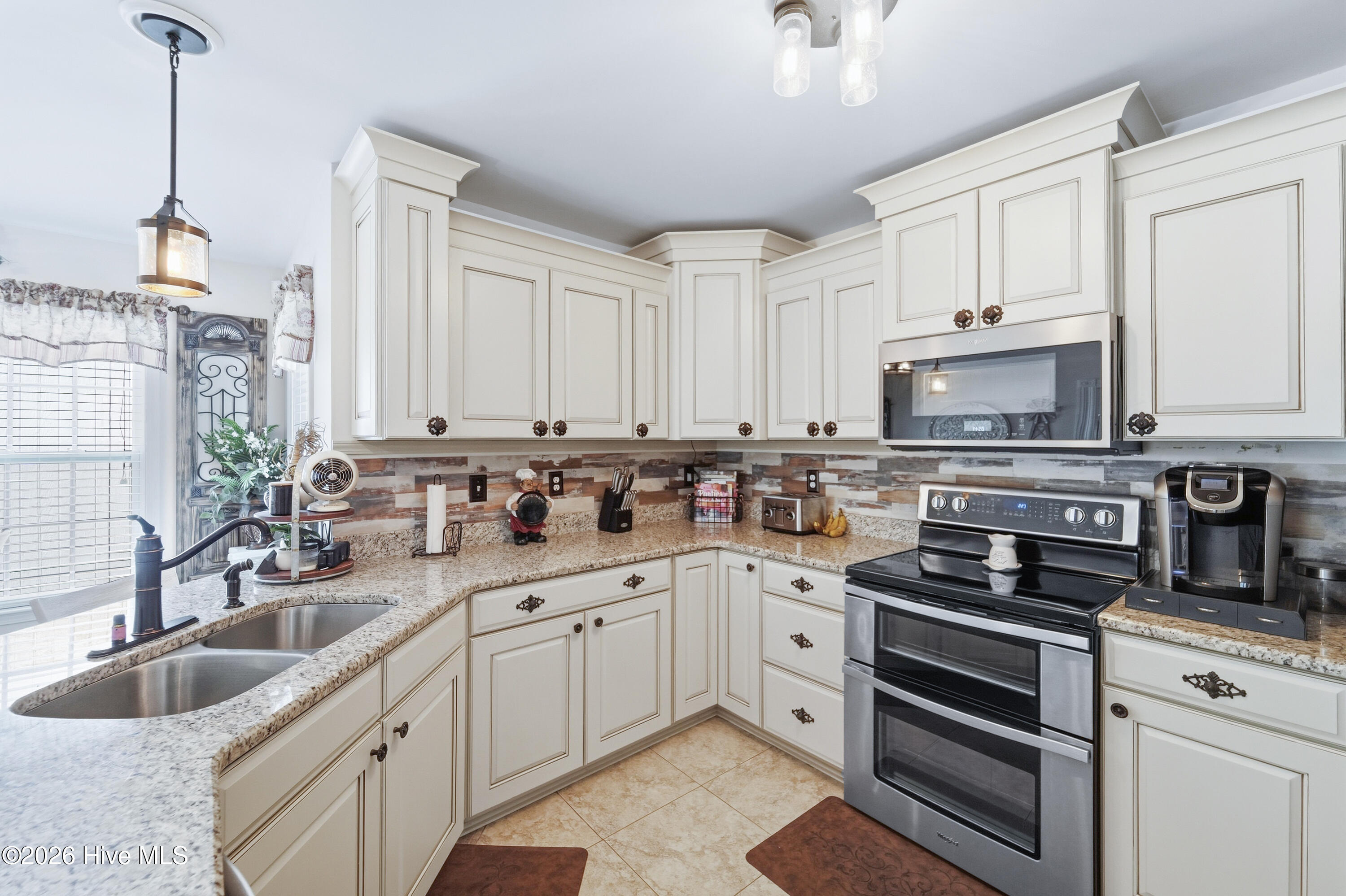109 Spring Leaf Lane Property Photo 14
