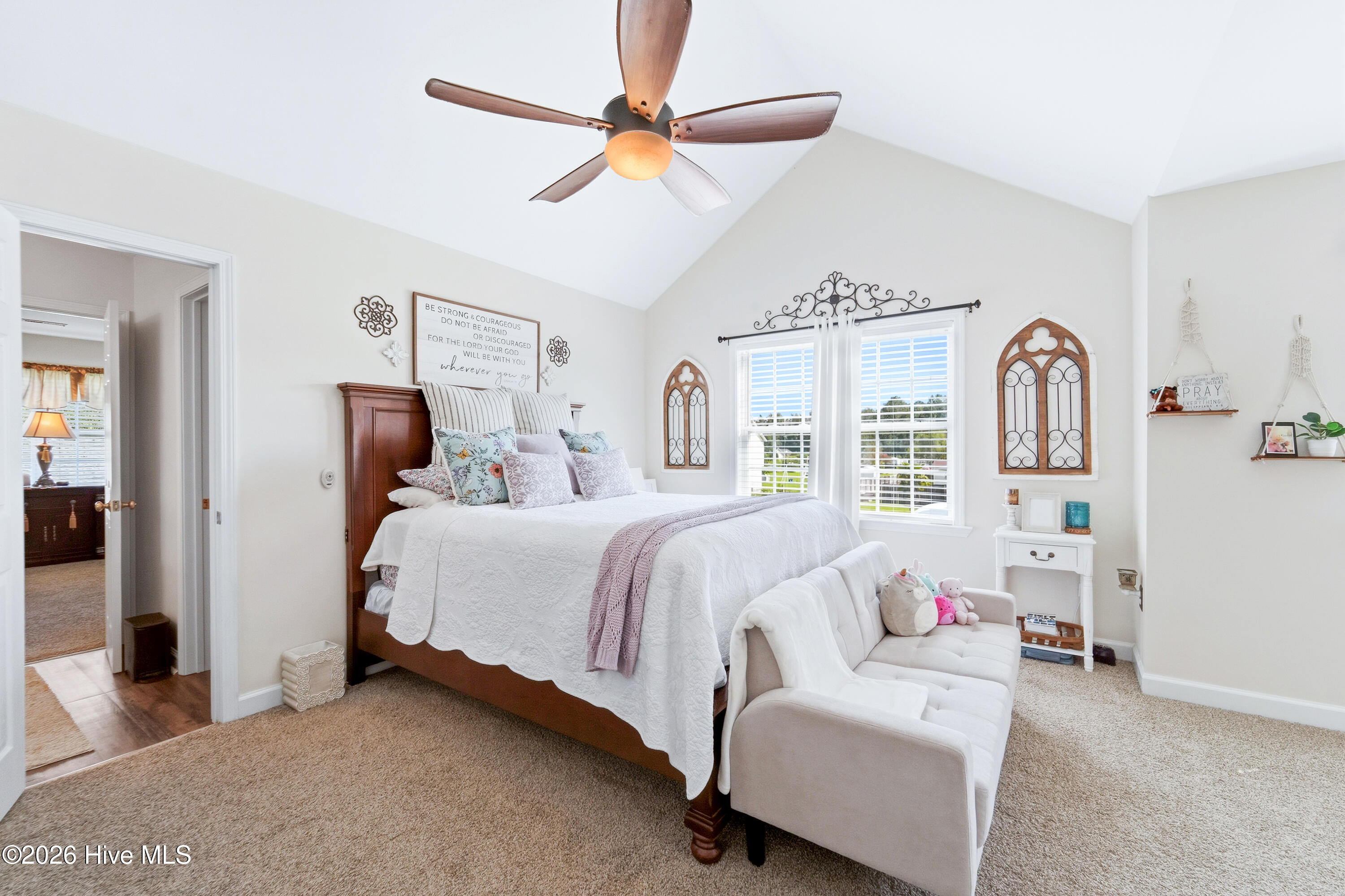 109 Spring Leaf Lane Property Photo 43
