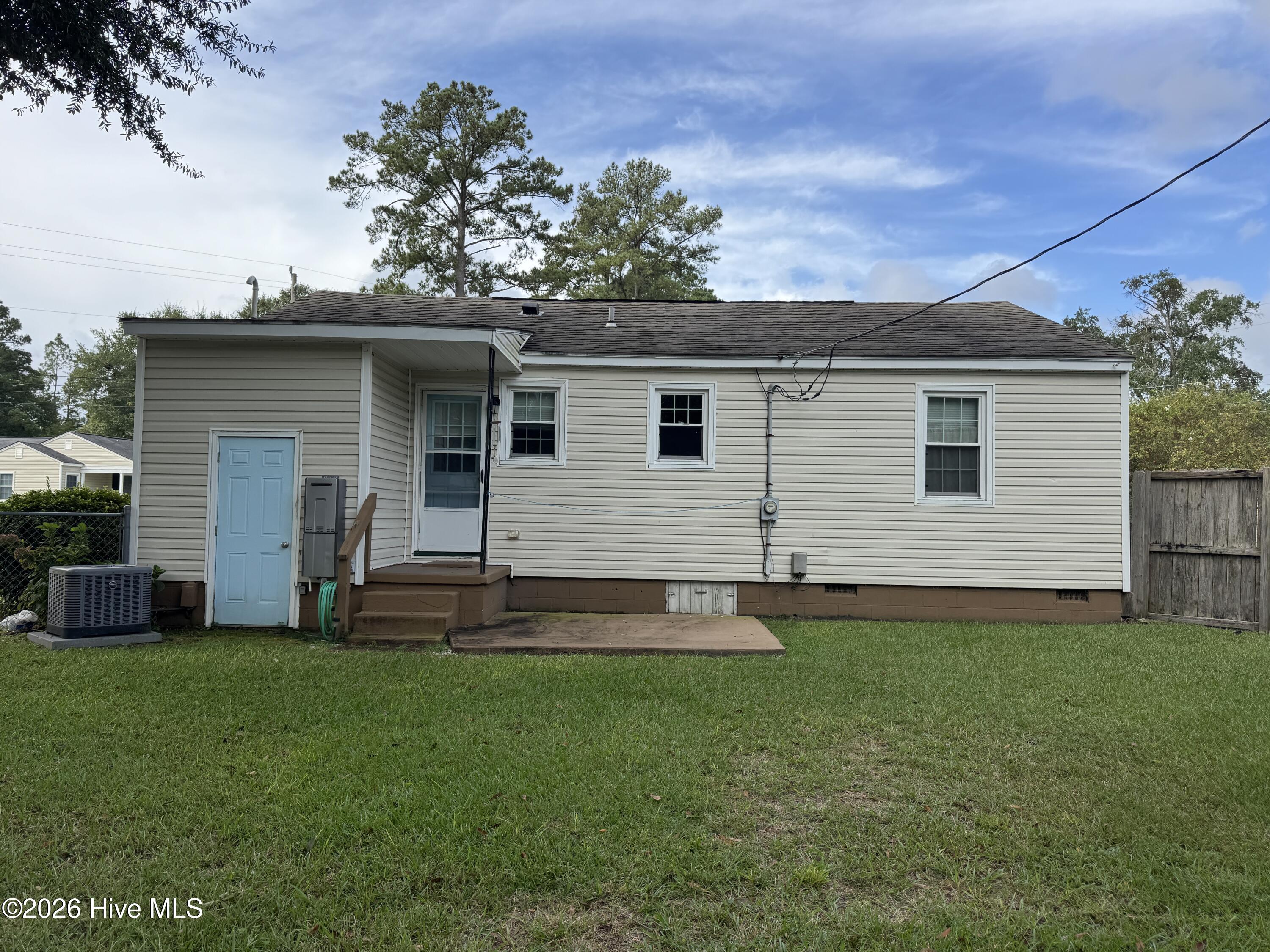 2108 High School Drive Property Photo 6