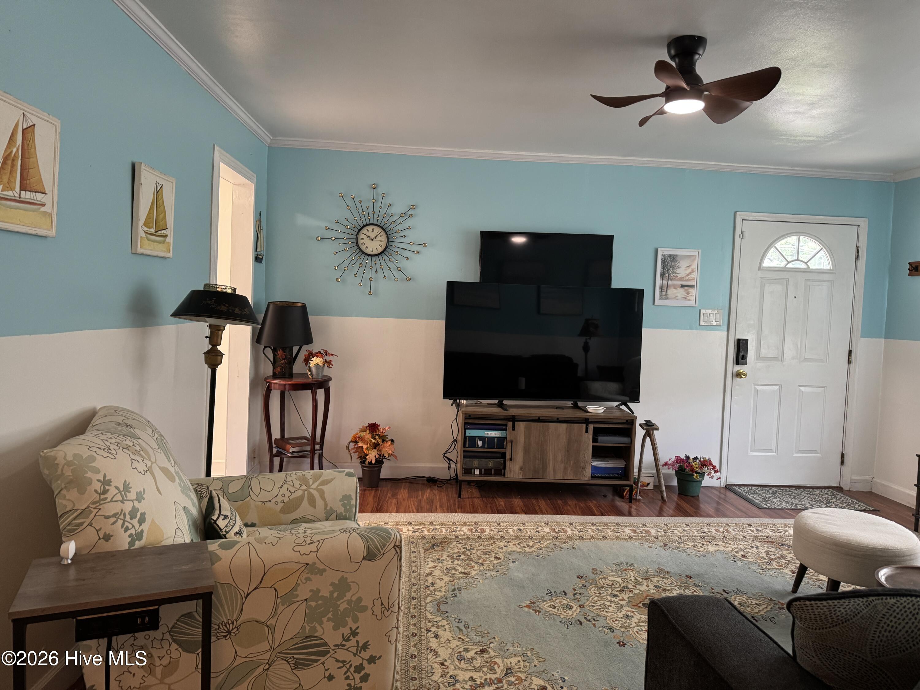 2108 High School Drive Property Photo 9