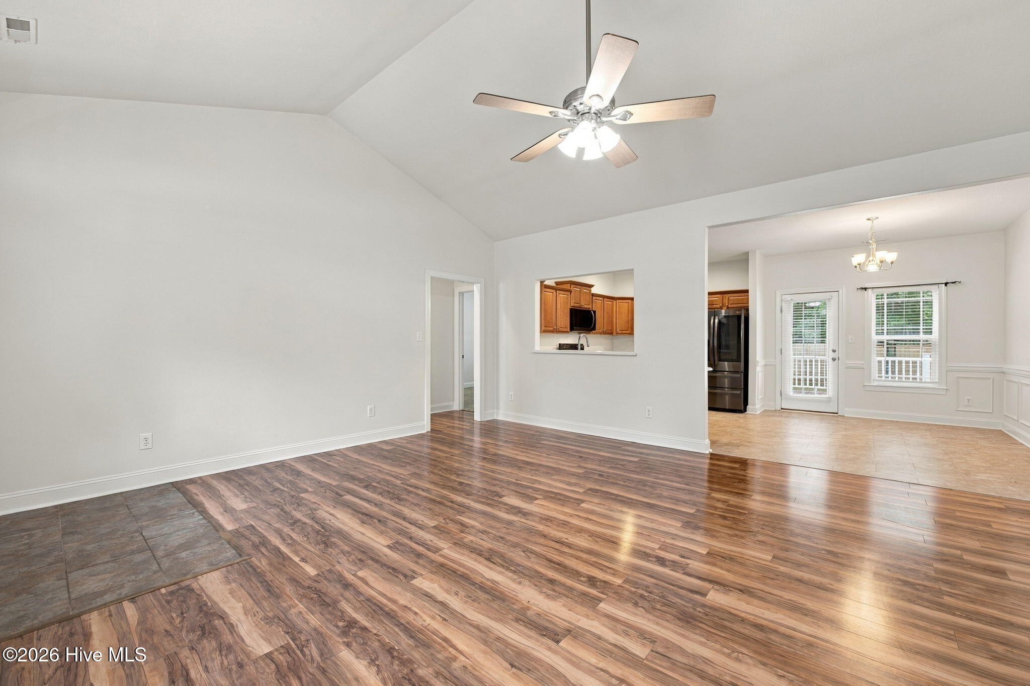 3235 Austin Avenue Property Photo 11