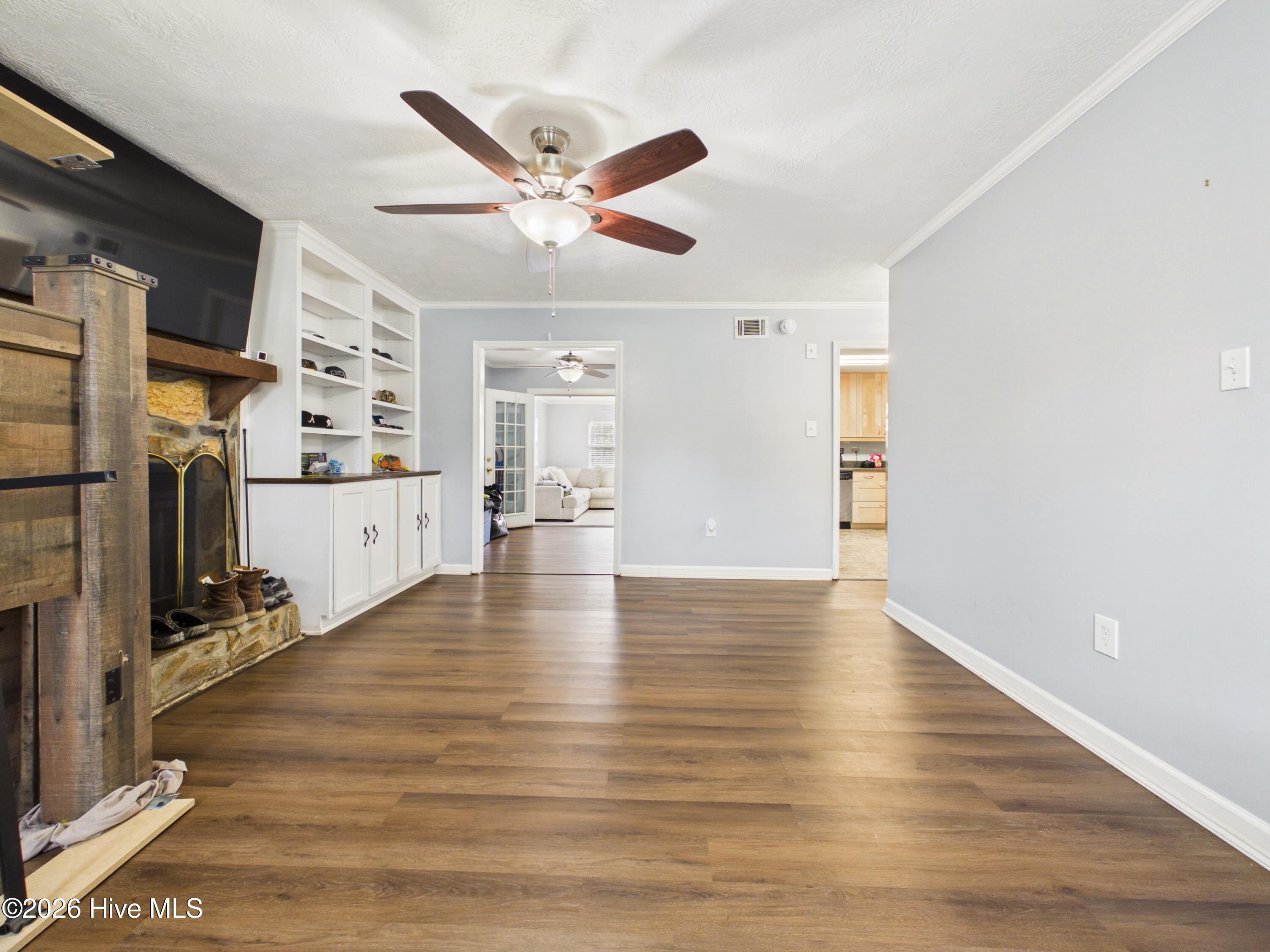 4343 Ridge Cliff Drive Property Photo 2