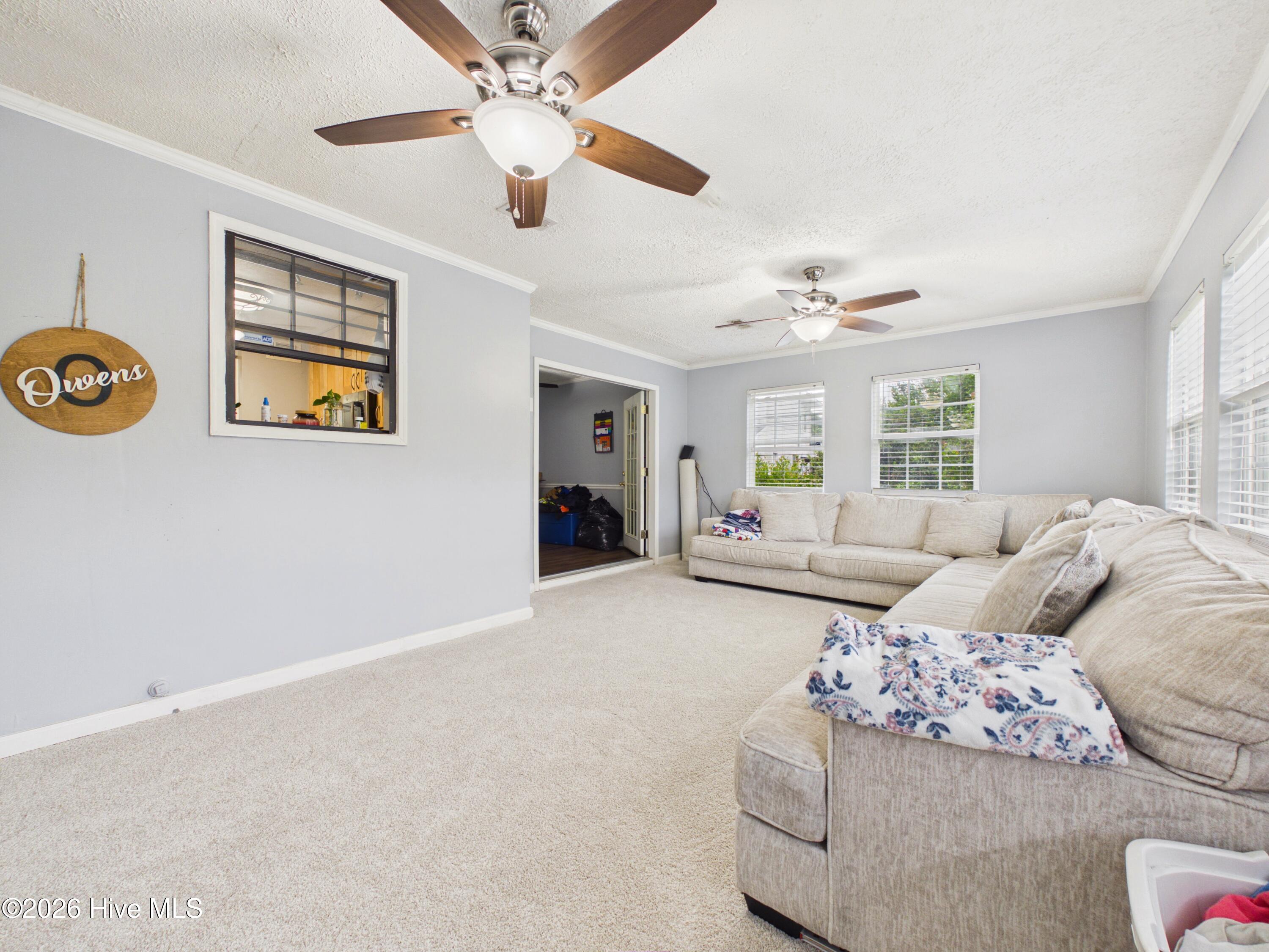 4343 Ridge Cliff Drive Property Photo 4