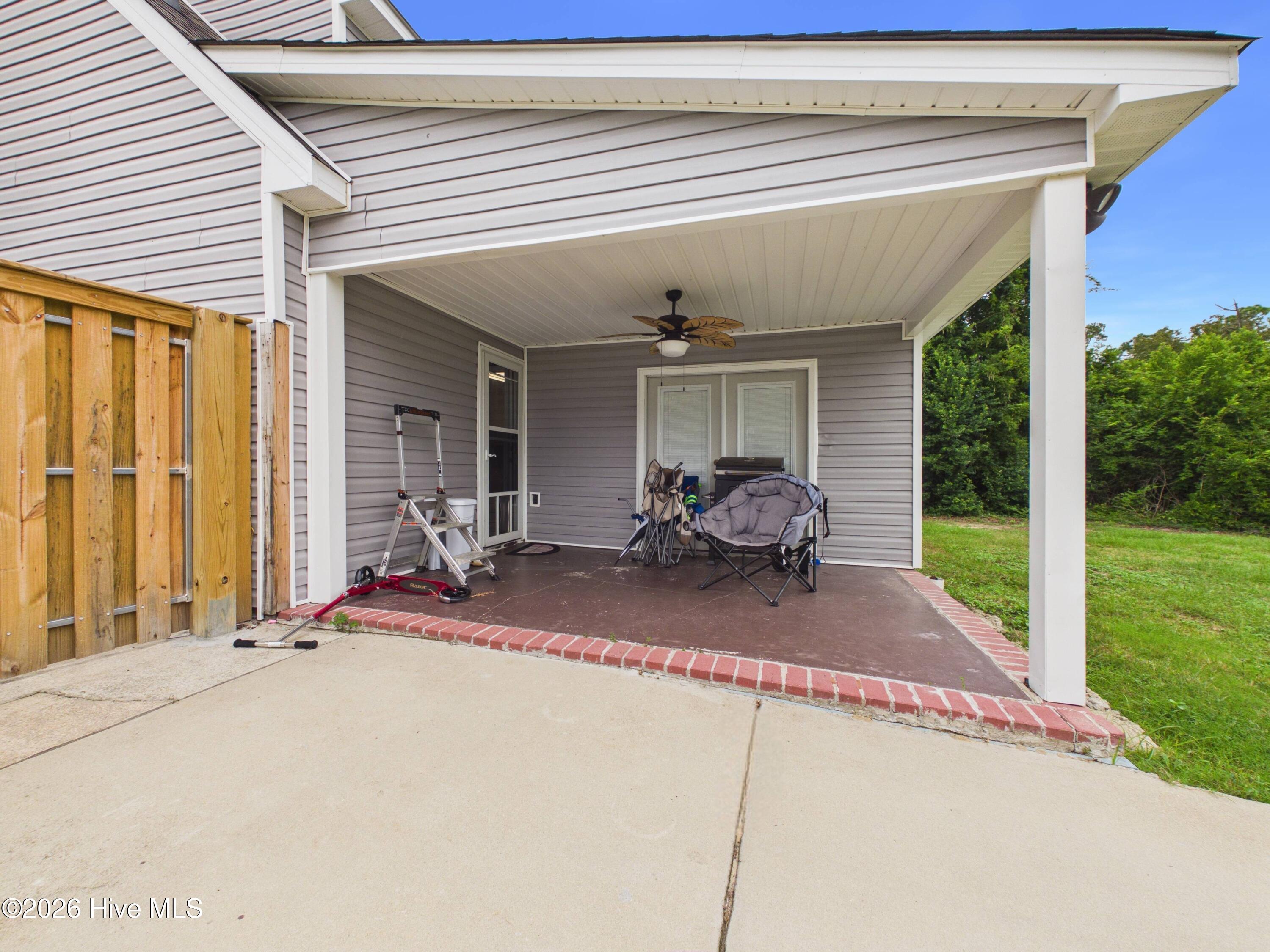 4343 Ridge Cliff Drive Property Photo 14