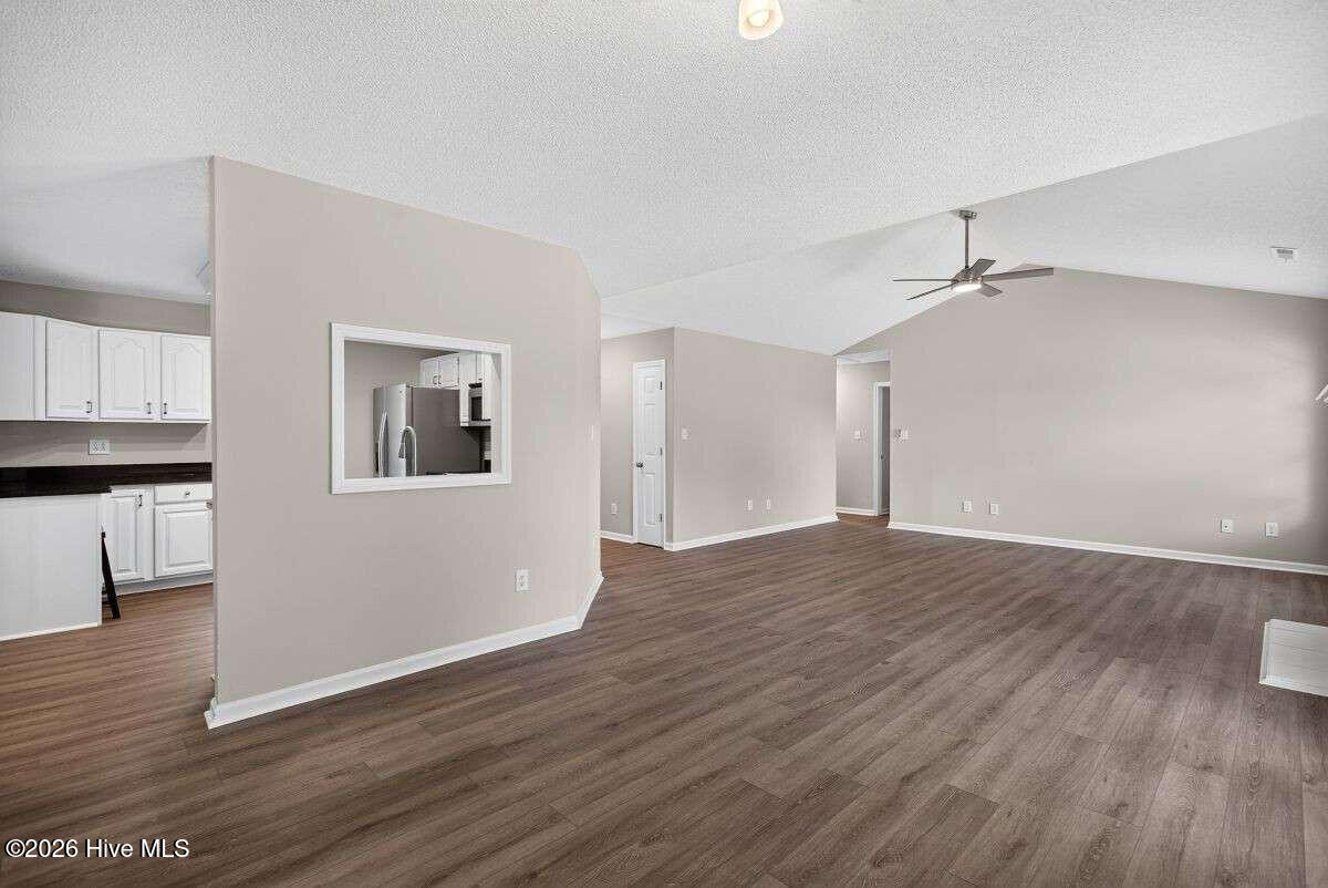 119 Fall Drive Property Photo 10