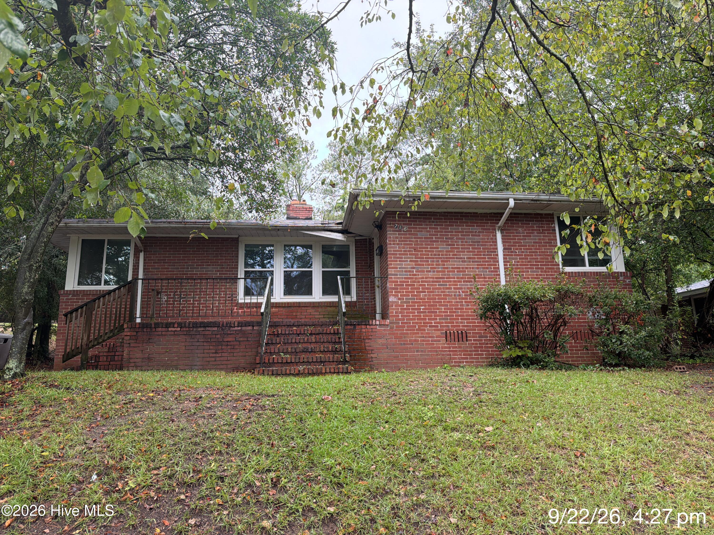 2716 Hazel Street Property Photo 1