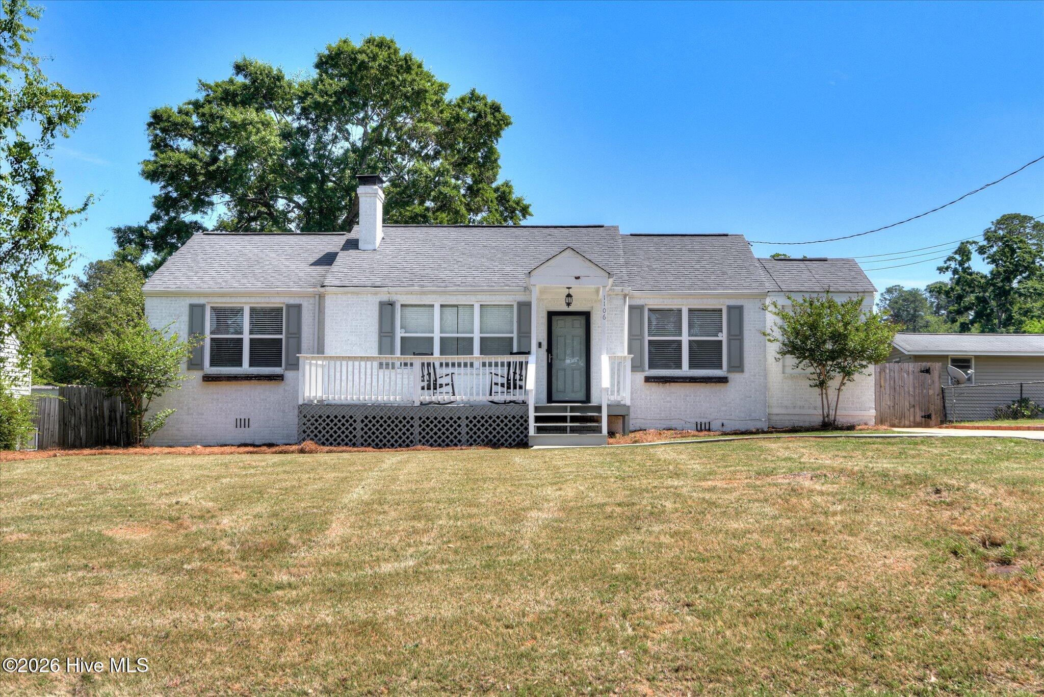 1106 Azalea Drive Property Photo 1