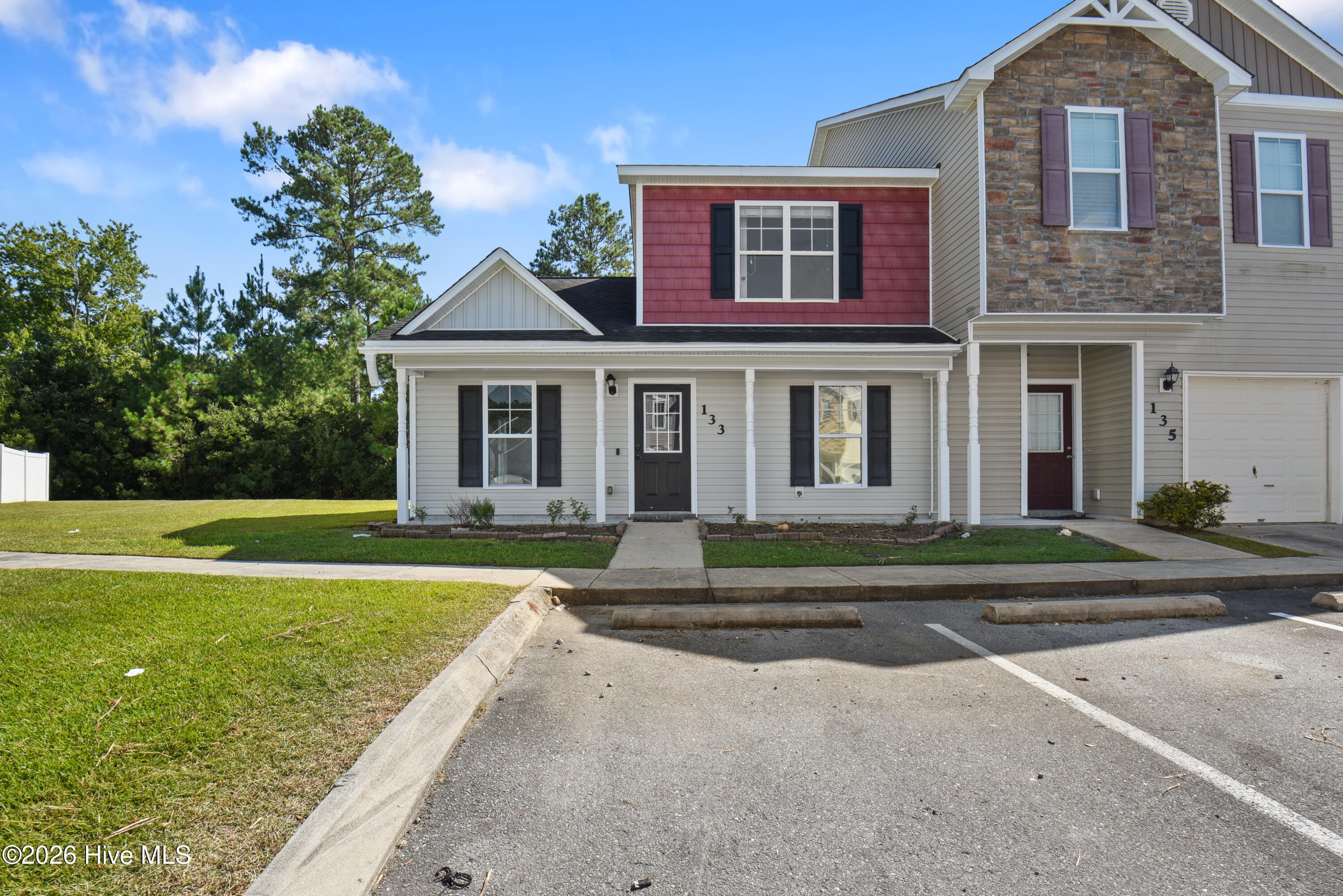 133 Waterstone Lane Property Photo 2
