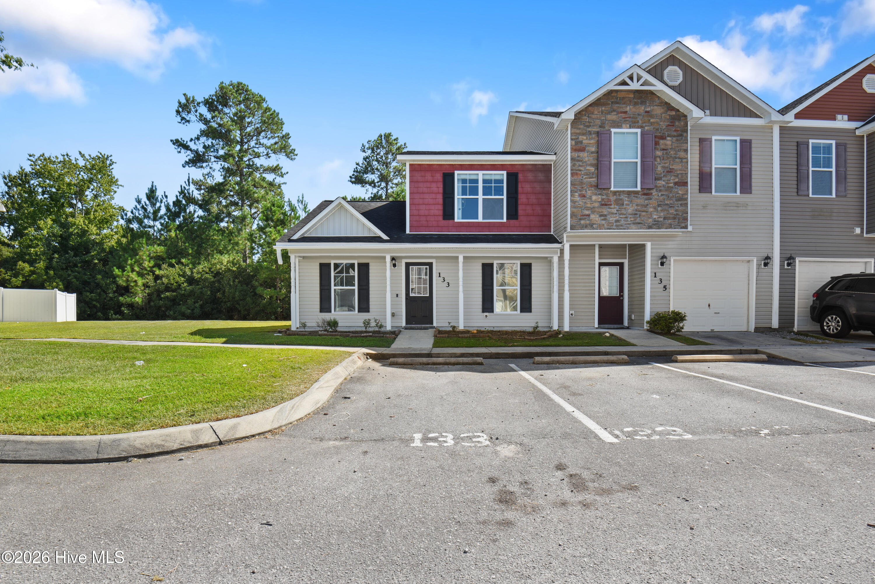 133 Waterstone Lane Property Photo 3