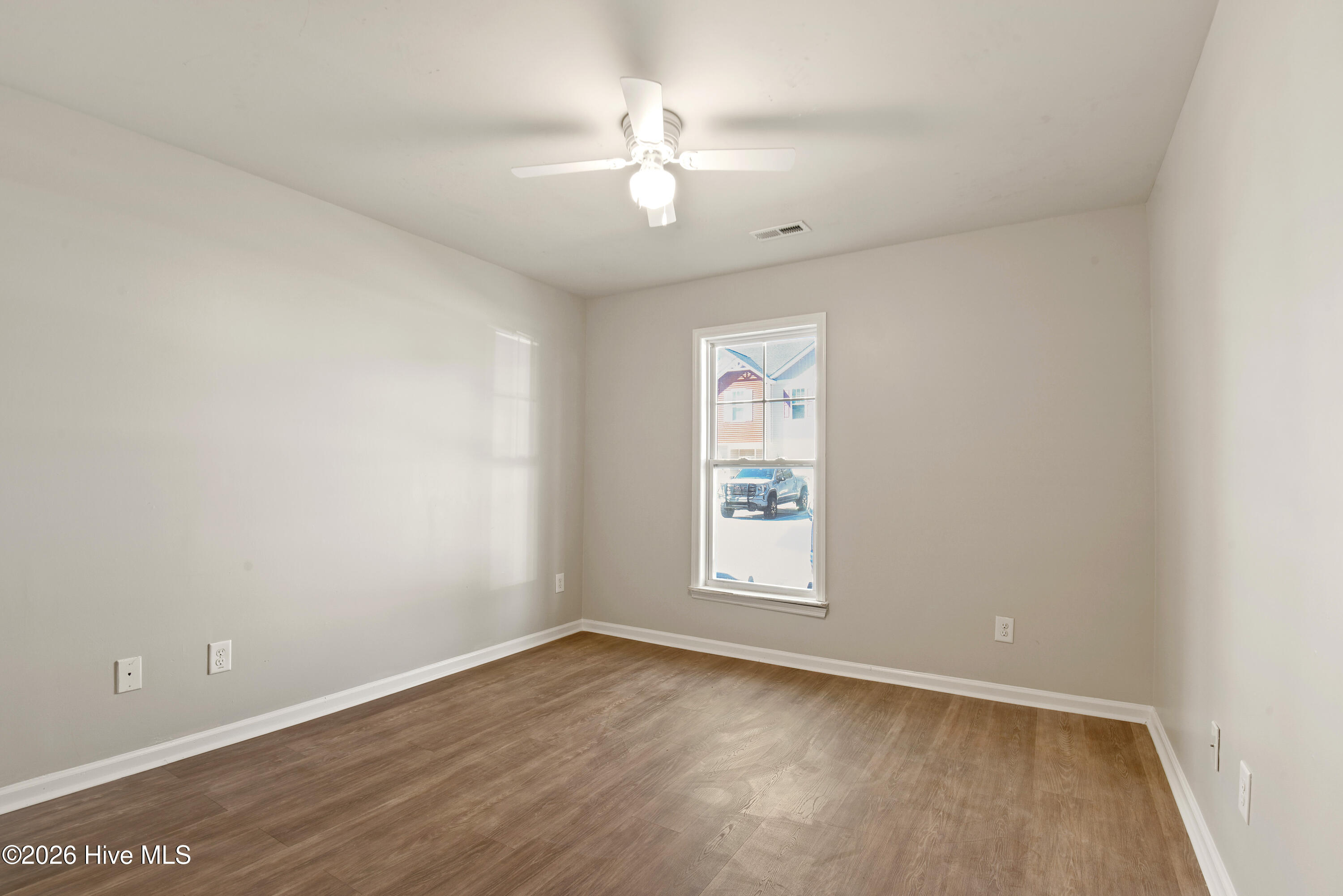 133 Waterstone Lane Property Photo 10