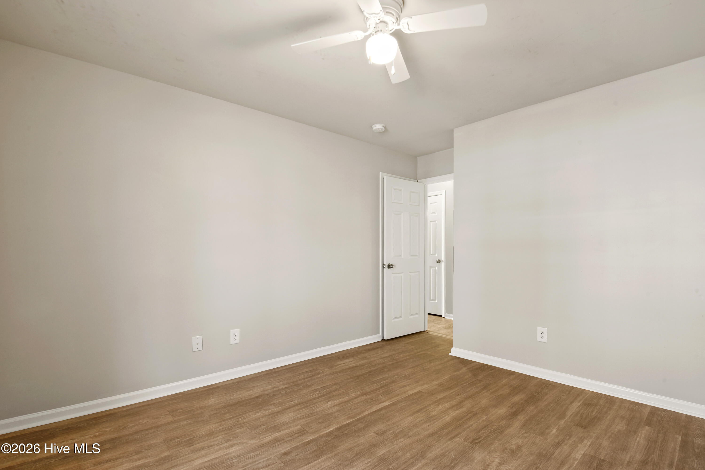 133 Waterstone Lane Property Photo 11
