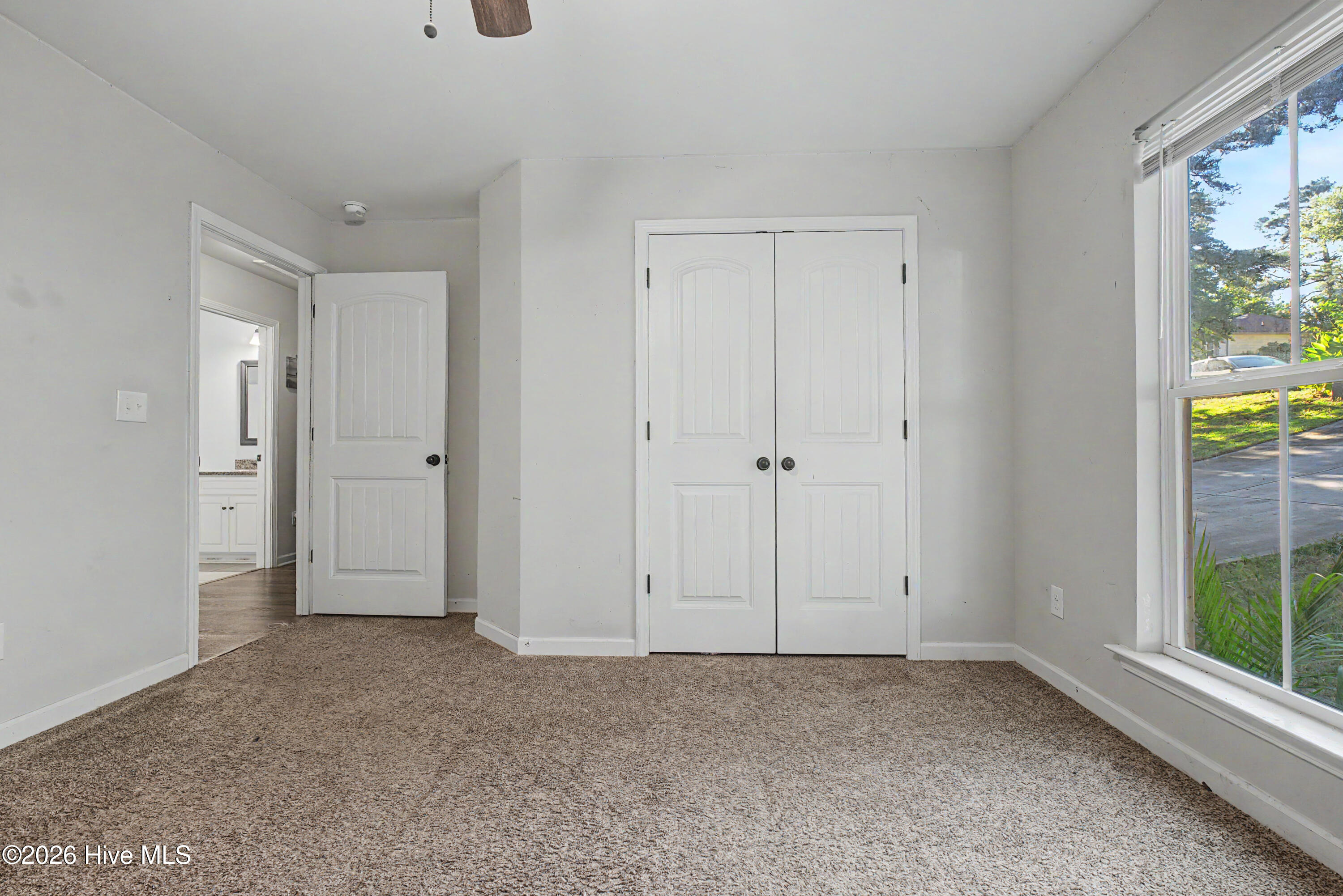 607 Ridgefield Drive Property Photo 12