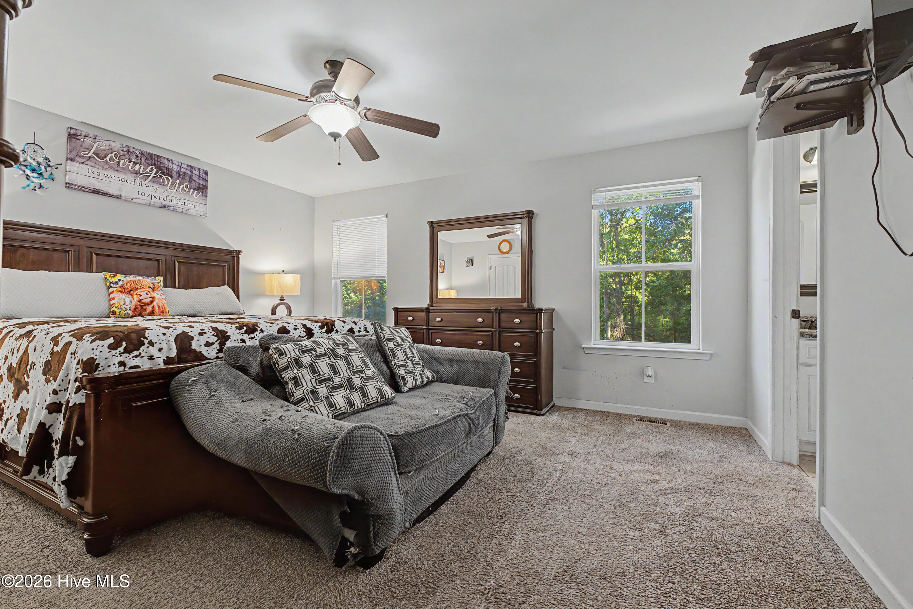 607 Ridgefield Drive Property Photo 16