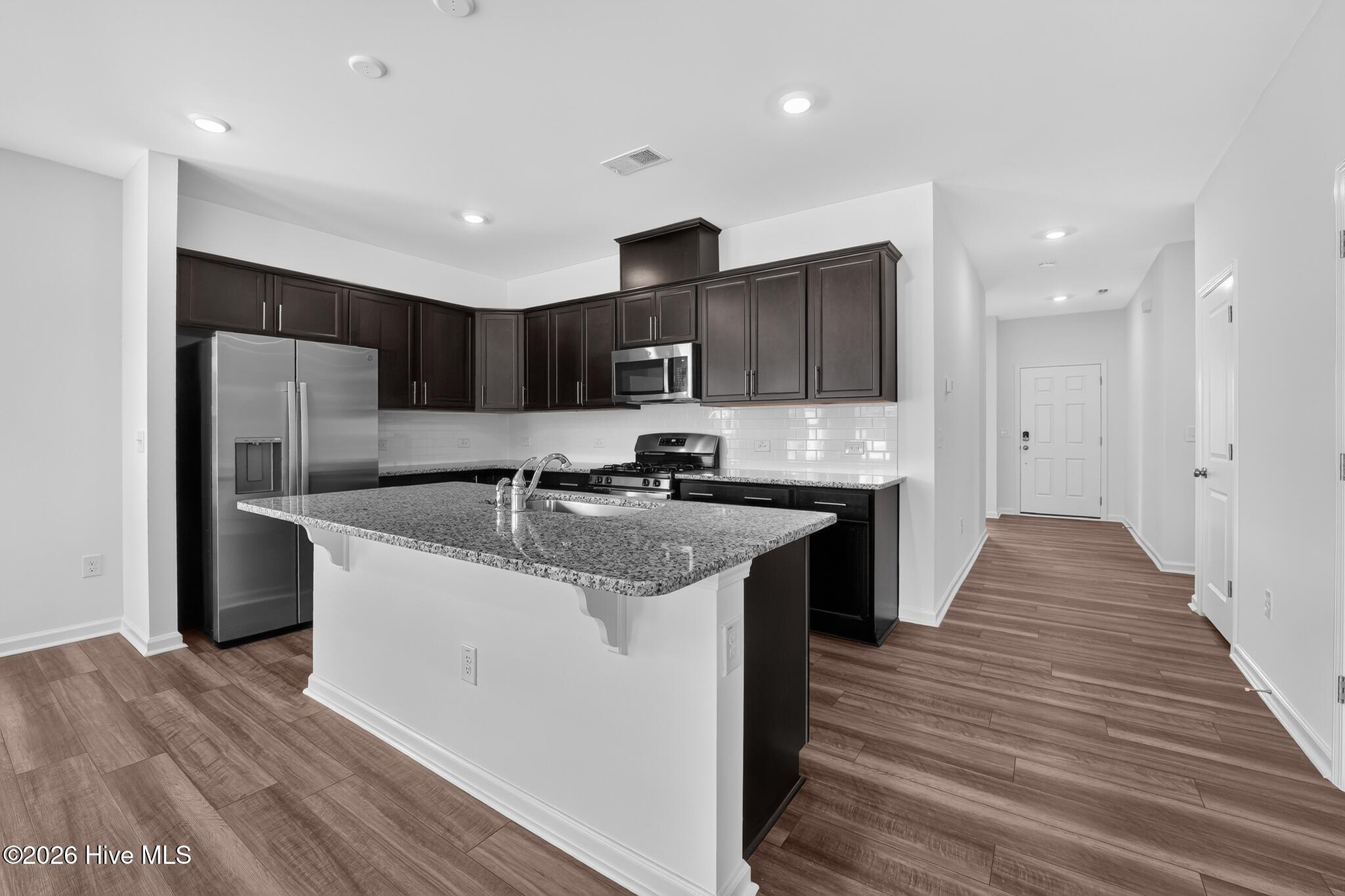117 Napoleone Street Property Photo 3