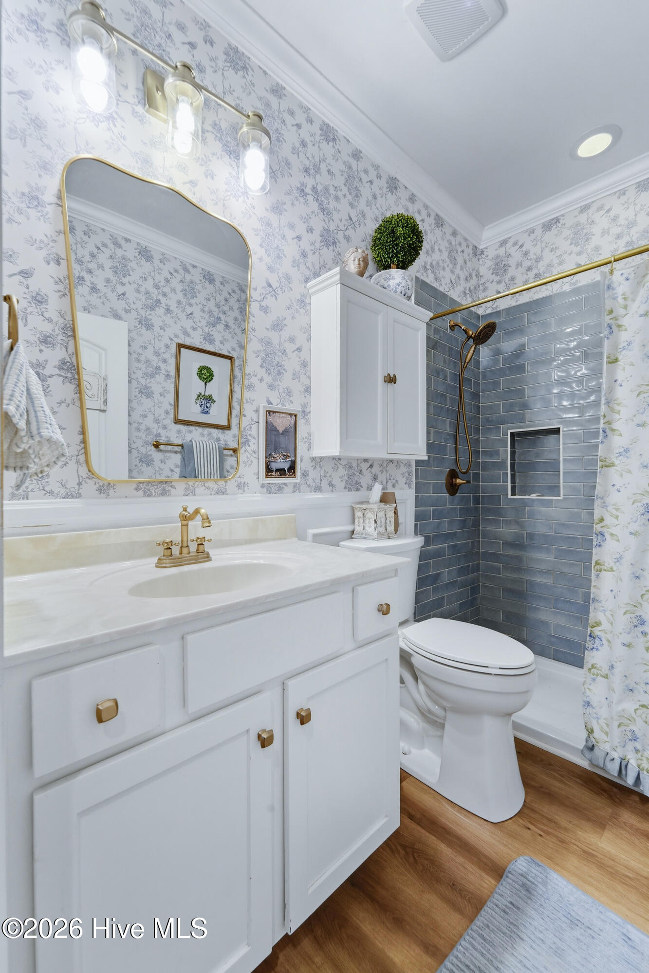 1407 Chadwick Shores Drive Property Photo 8