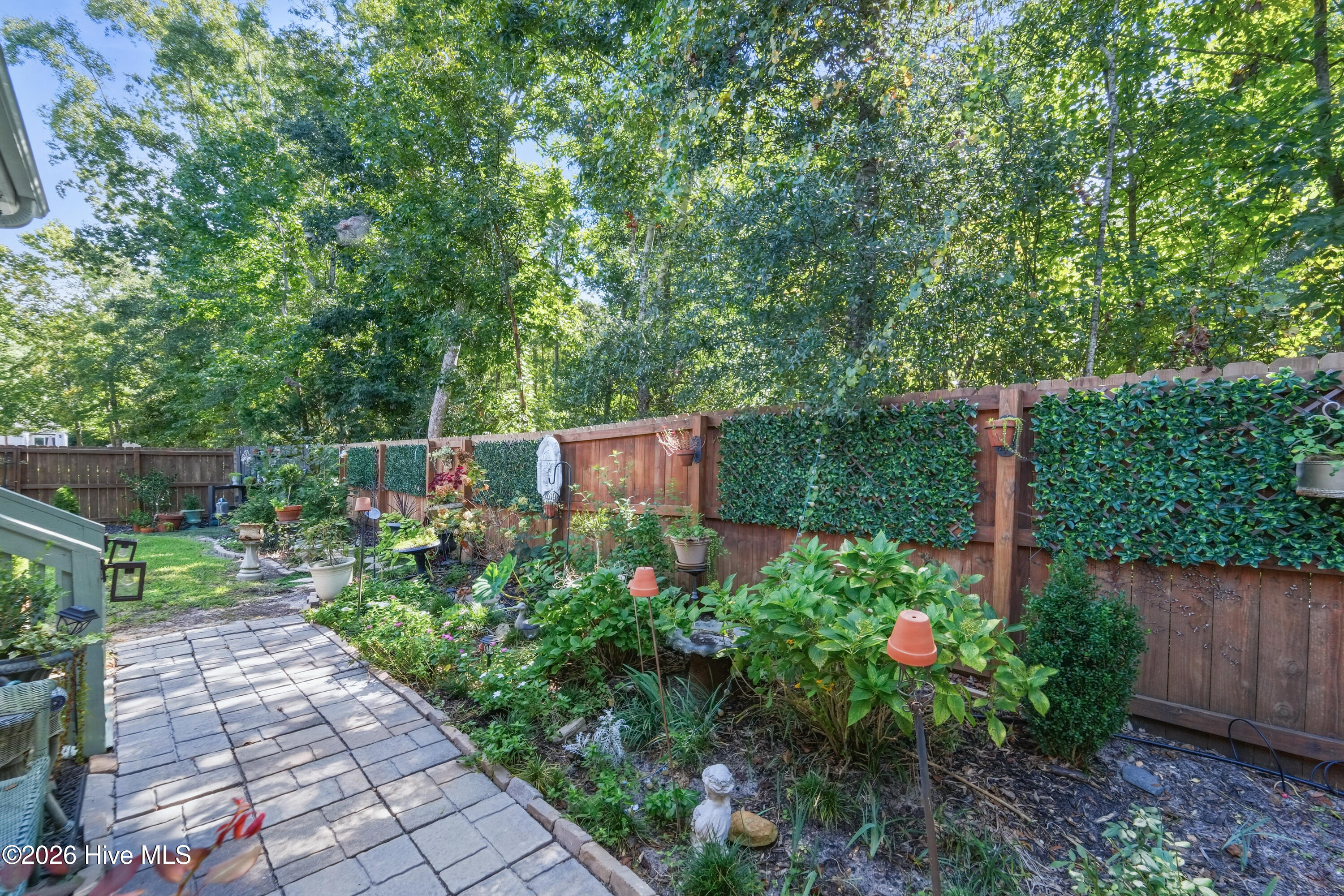 1407 Chadwick Shores Drive Property Photo 43